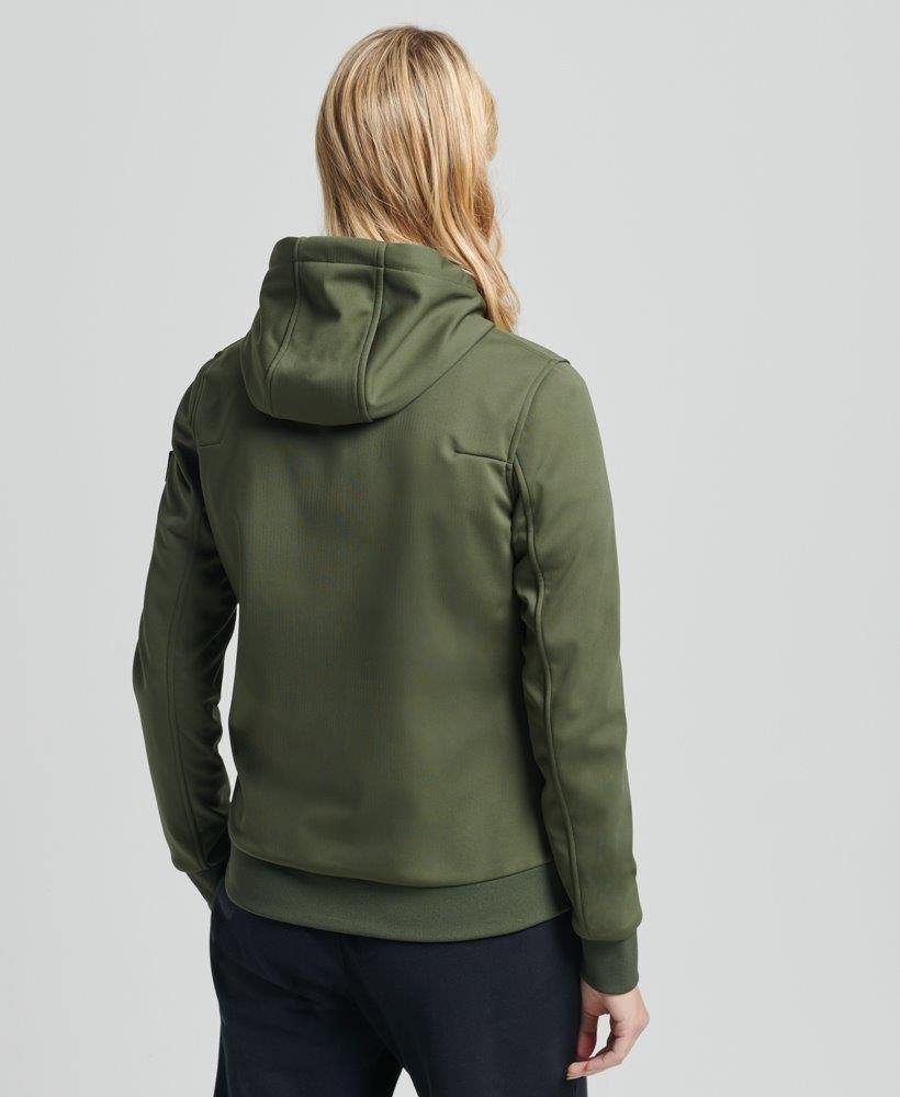 TECH SOFTSHELL JACKET