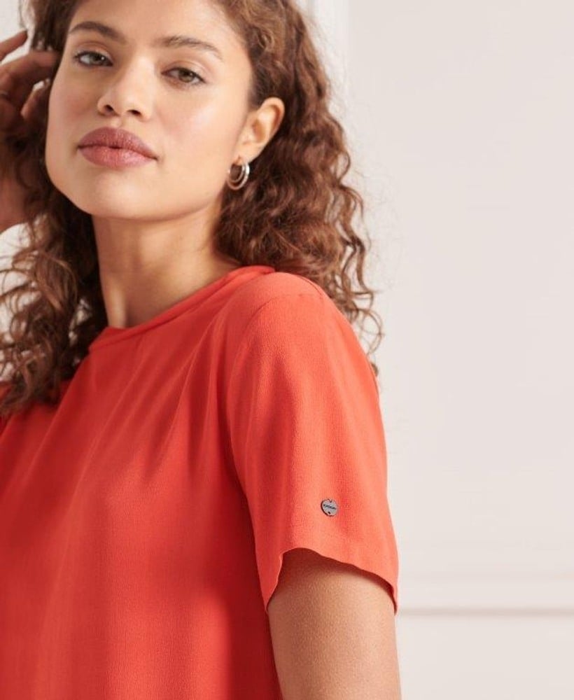 CURVE HEM SHIFT DRESS