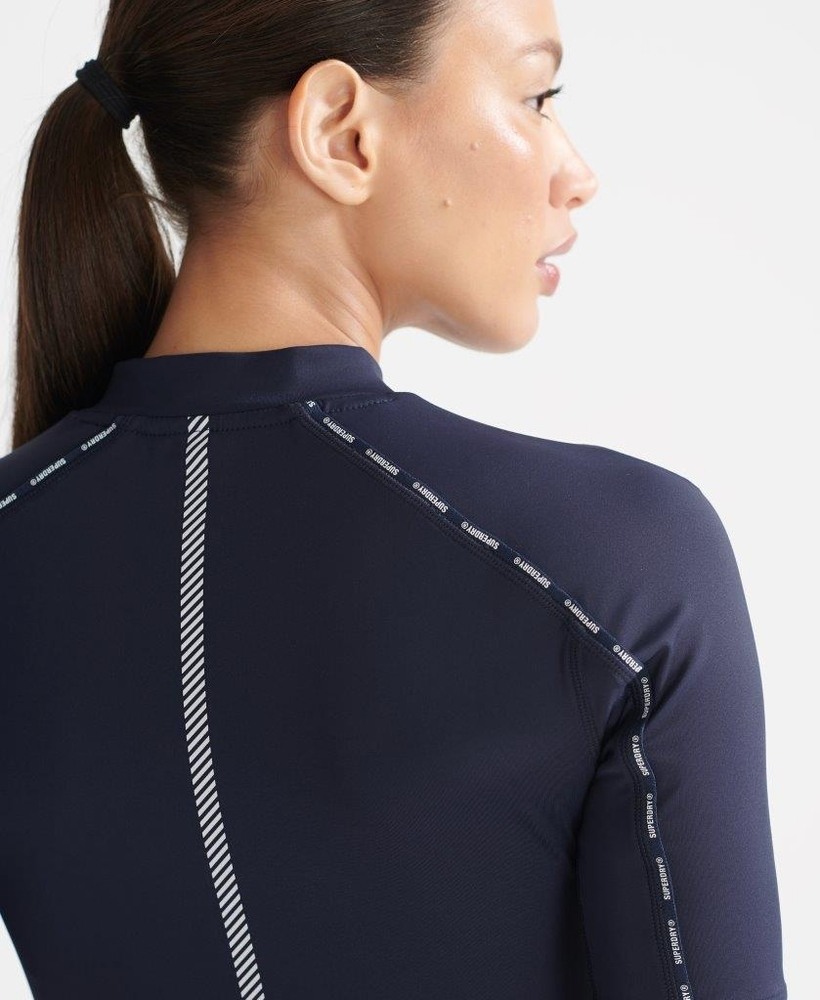 RUN 3/4 SLEEVE TIGHT CROP TOP