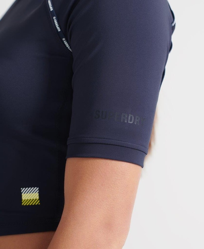 RUN 3/4 SLEEVE TIGHT CROP TOP