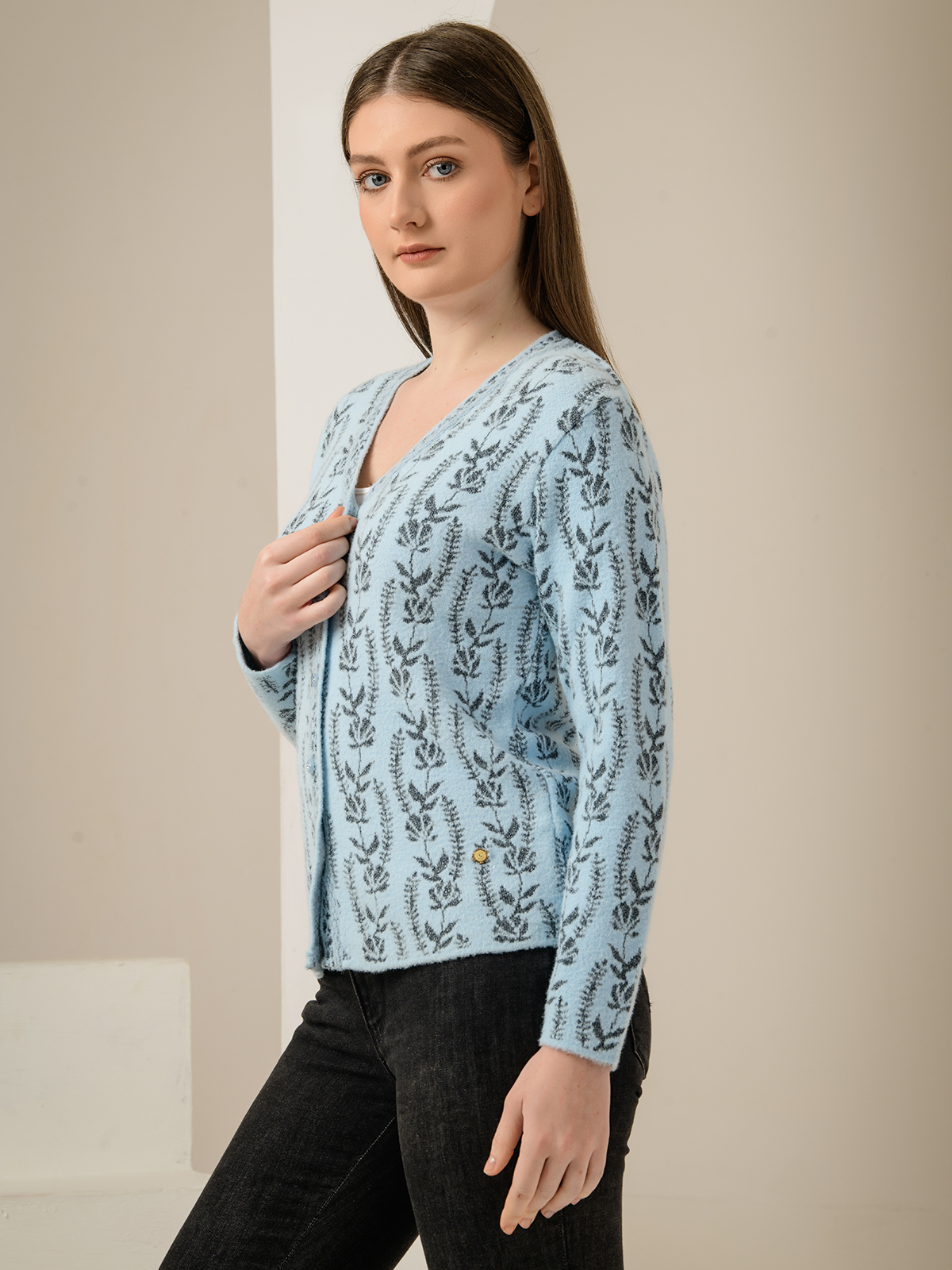 ALBION SKY LADIES WINTER CARDIGAN