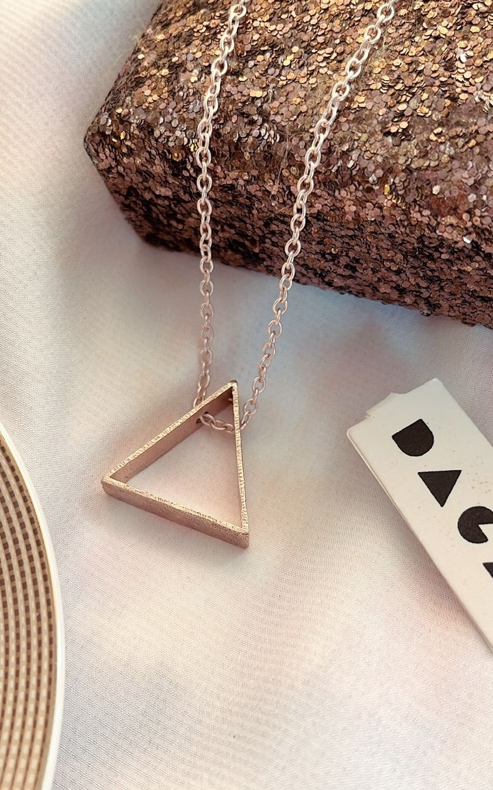 DAGA | Triangle hollow necklace undefined