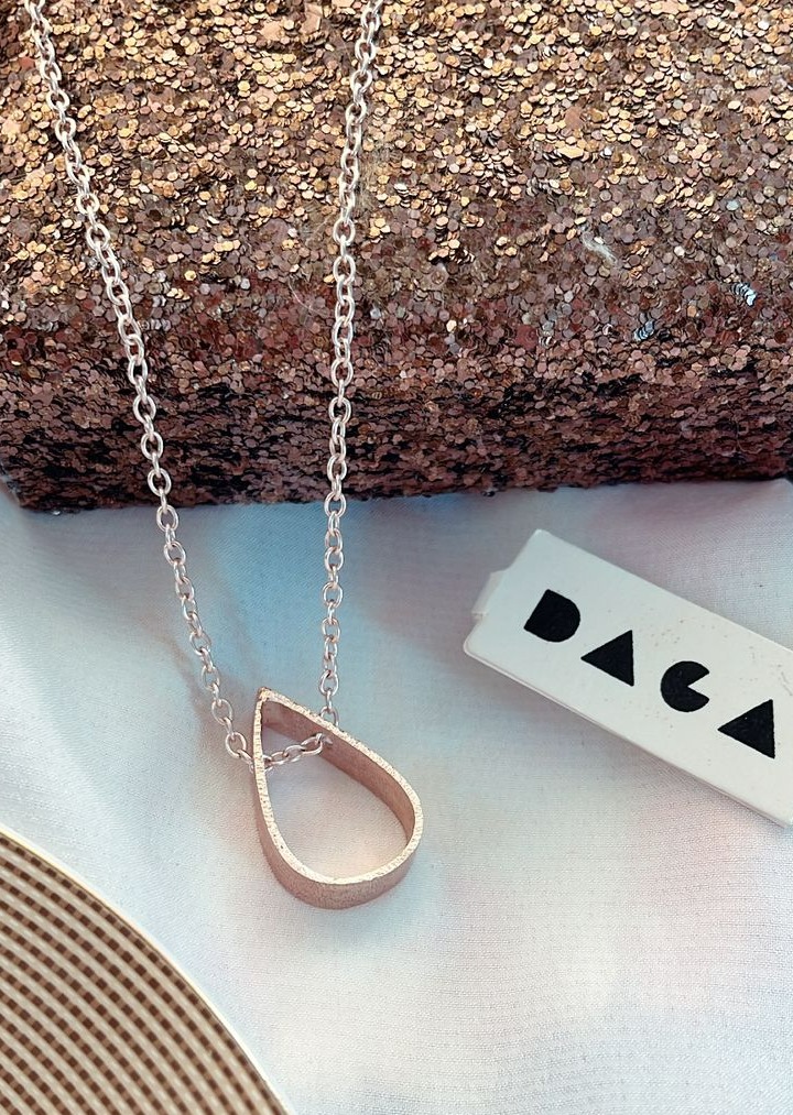 Drop hollow necklace