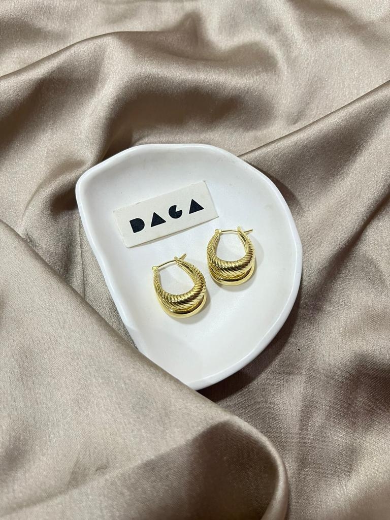 gold thick hoops