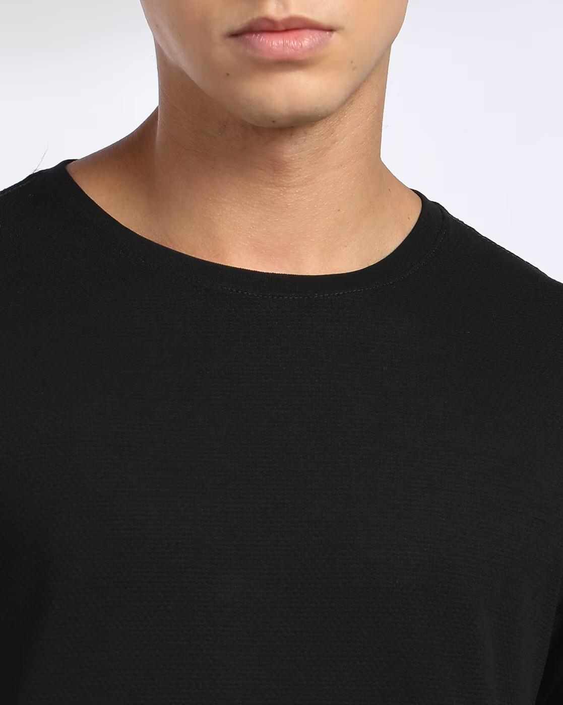 Teamspirit | Men Popcorn Pattern Regular Fit Crew-Neck T-Shirt|3