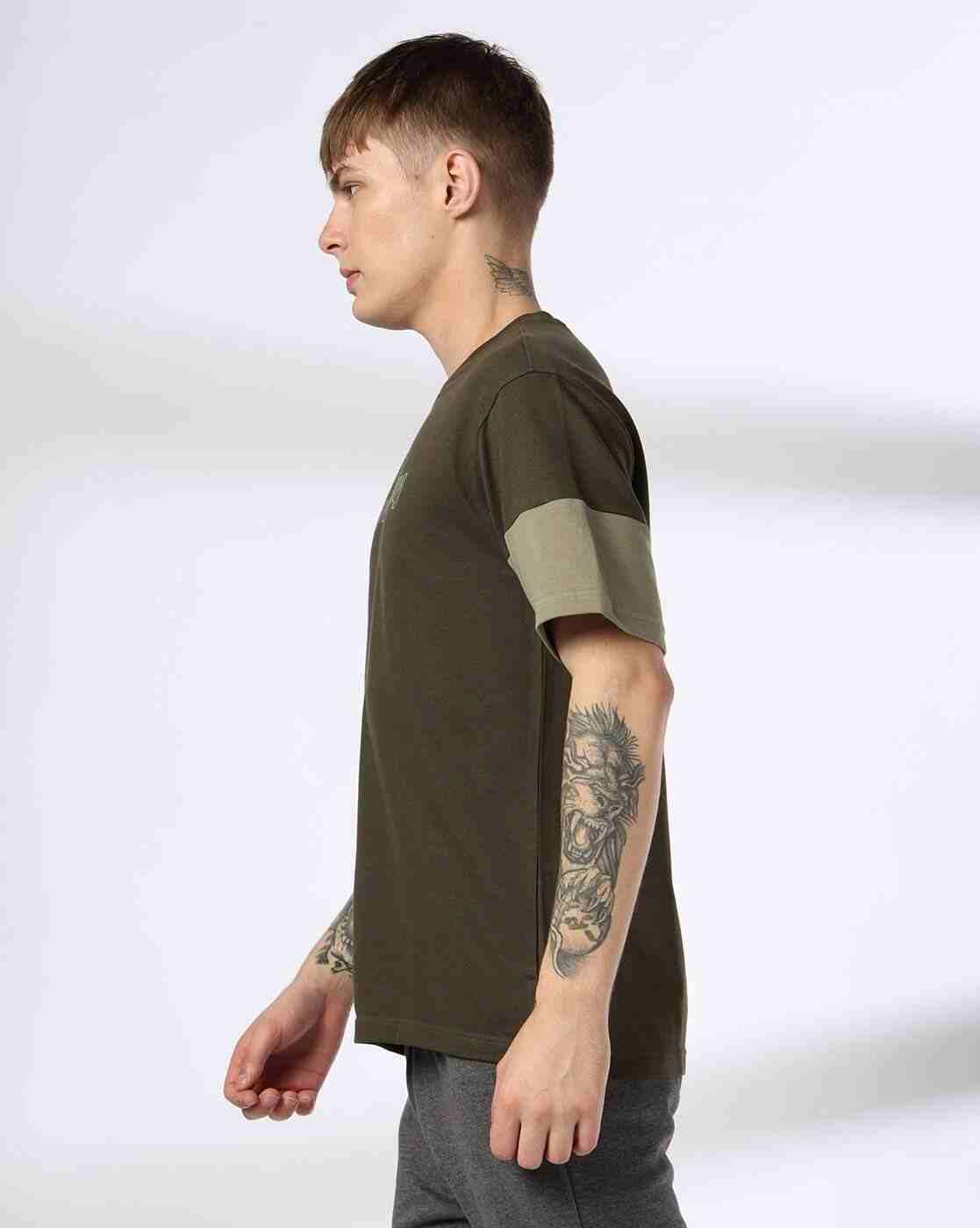 Teamspirit | Men Typographic Print Boxy Fit Crew-Neck T-Shirt|1