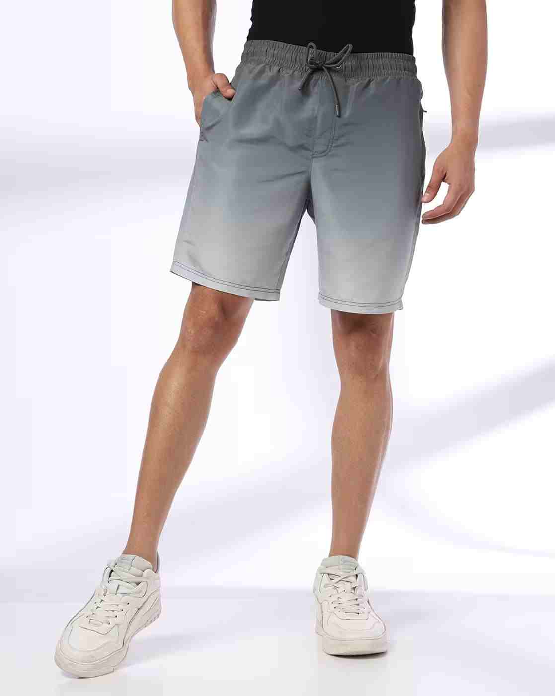 Men Ombre-Dyed Regular Fit Shorts