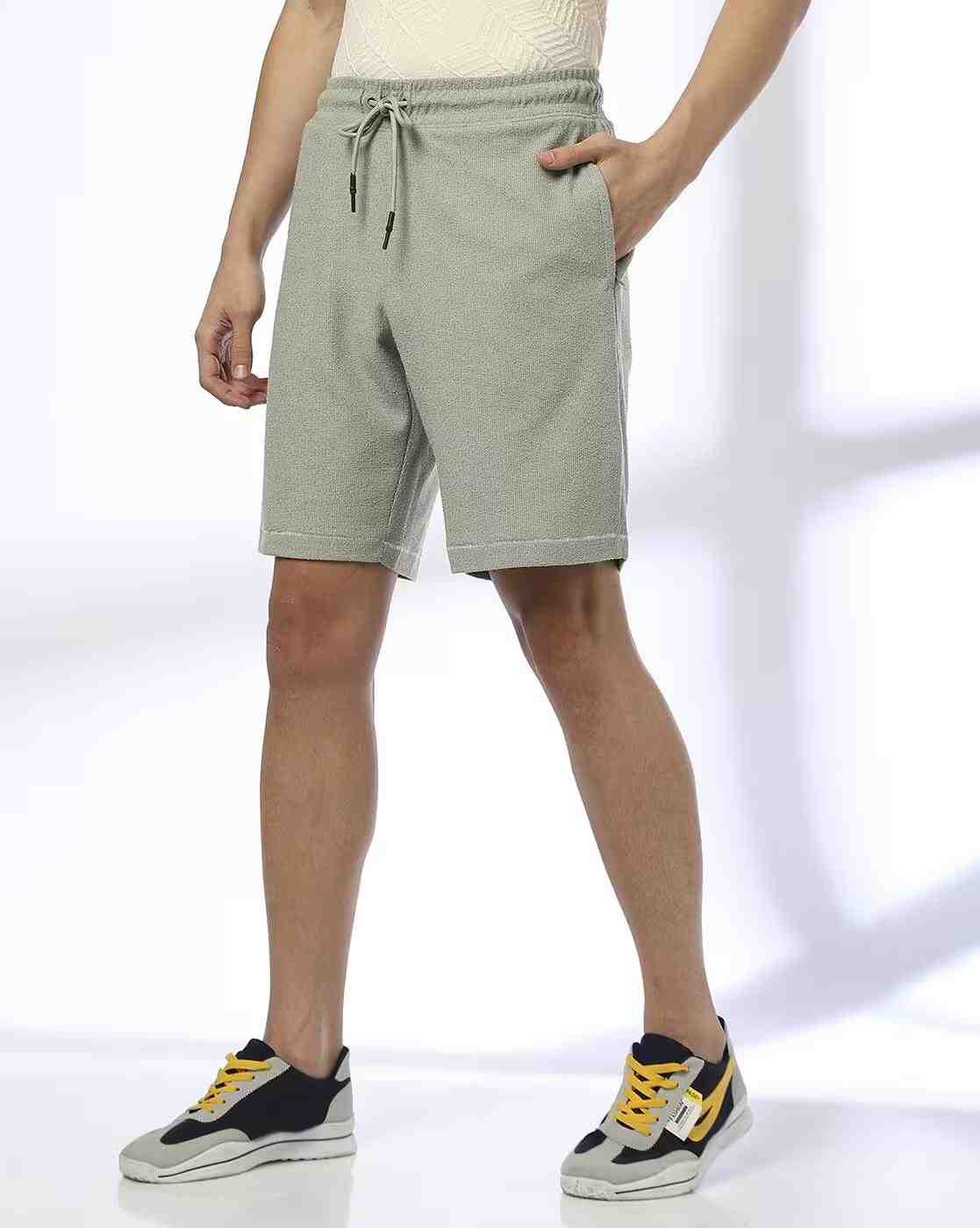 Embroidered shorts, mint, xl