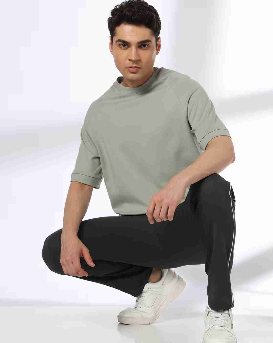 Men Boxy Fit Crew-Neck T-Shirt