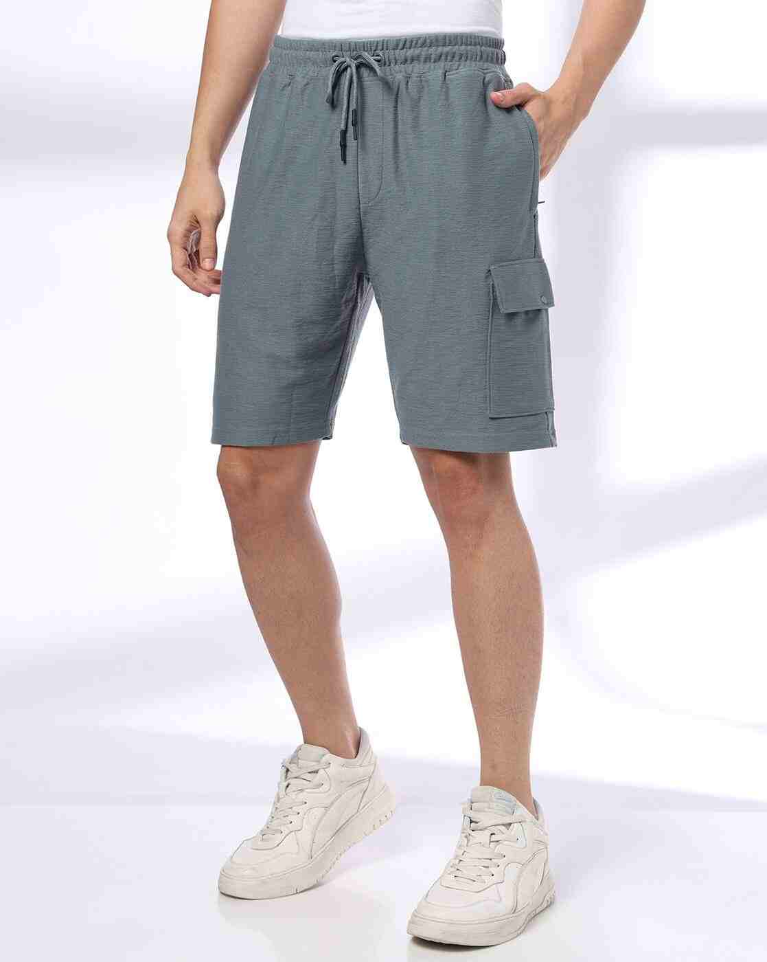 Men Regular Fit Shorts with Insert Pockets