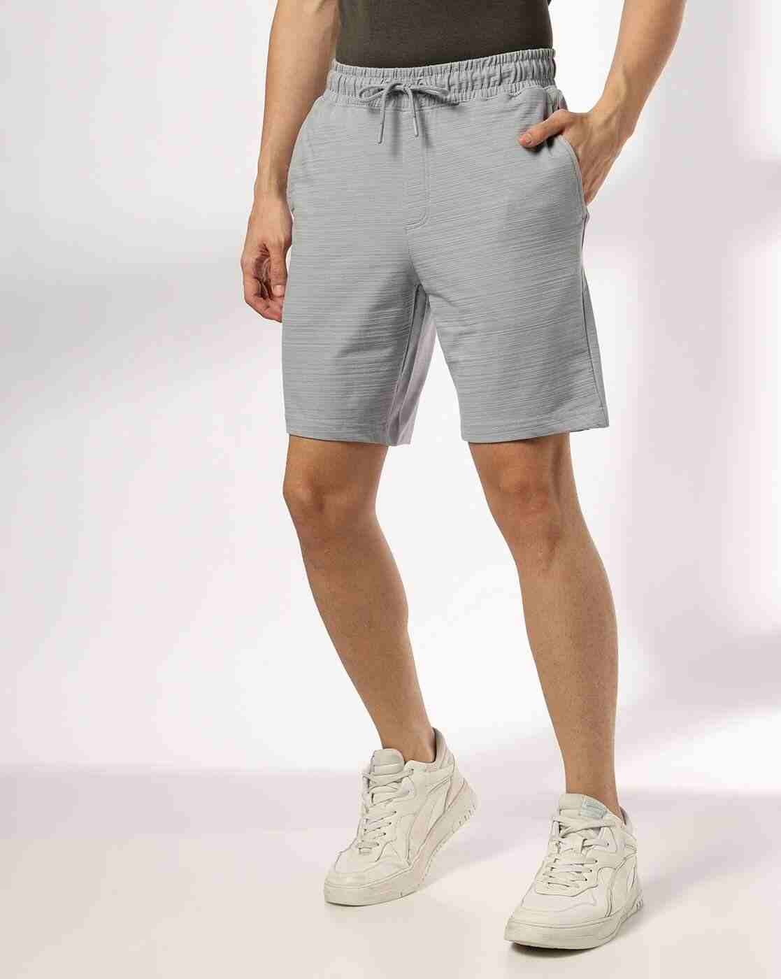 Men Regular Fit Shorts with Insert Pockets