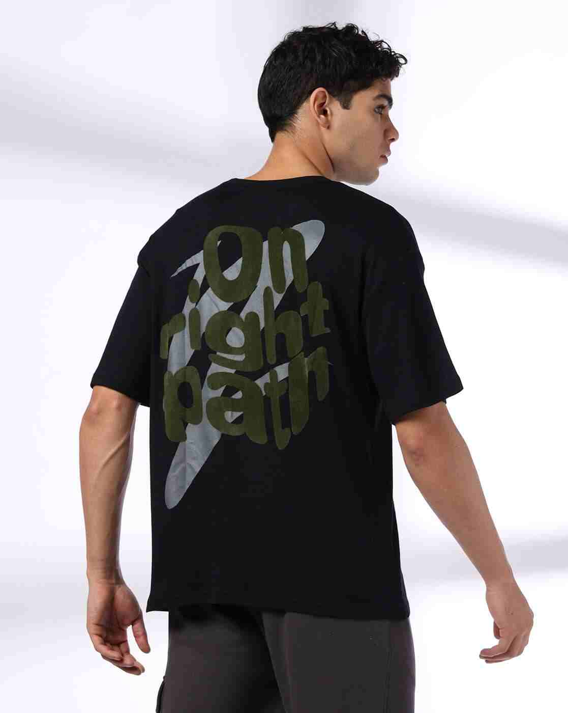 Men Typographic Print Boxy Fit Crew-Neck T-Shirt
