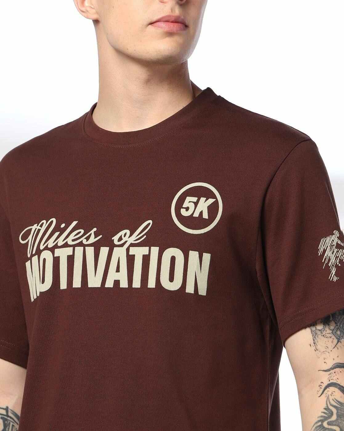 Teamspirit | Men Statement Chest Print Regular Fit Crew-Neck T-Shirt|4