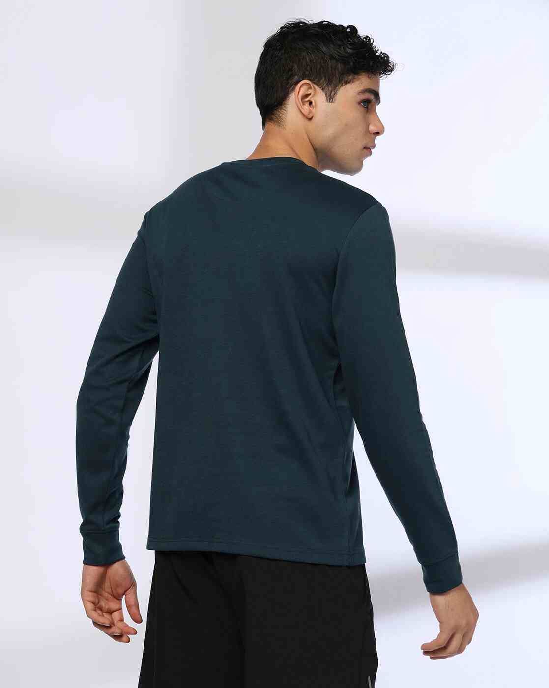 Teamspirit | Men Regular Fit Crew-Neck T-Shirt with Bonded Zipper Detail|2