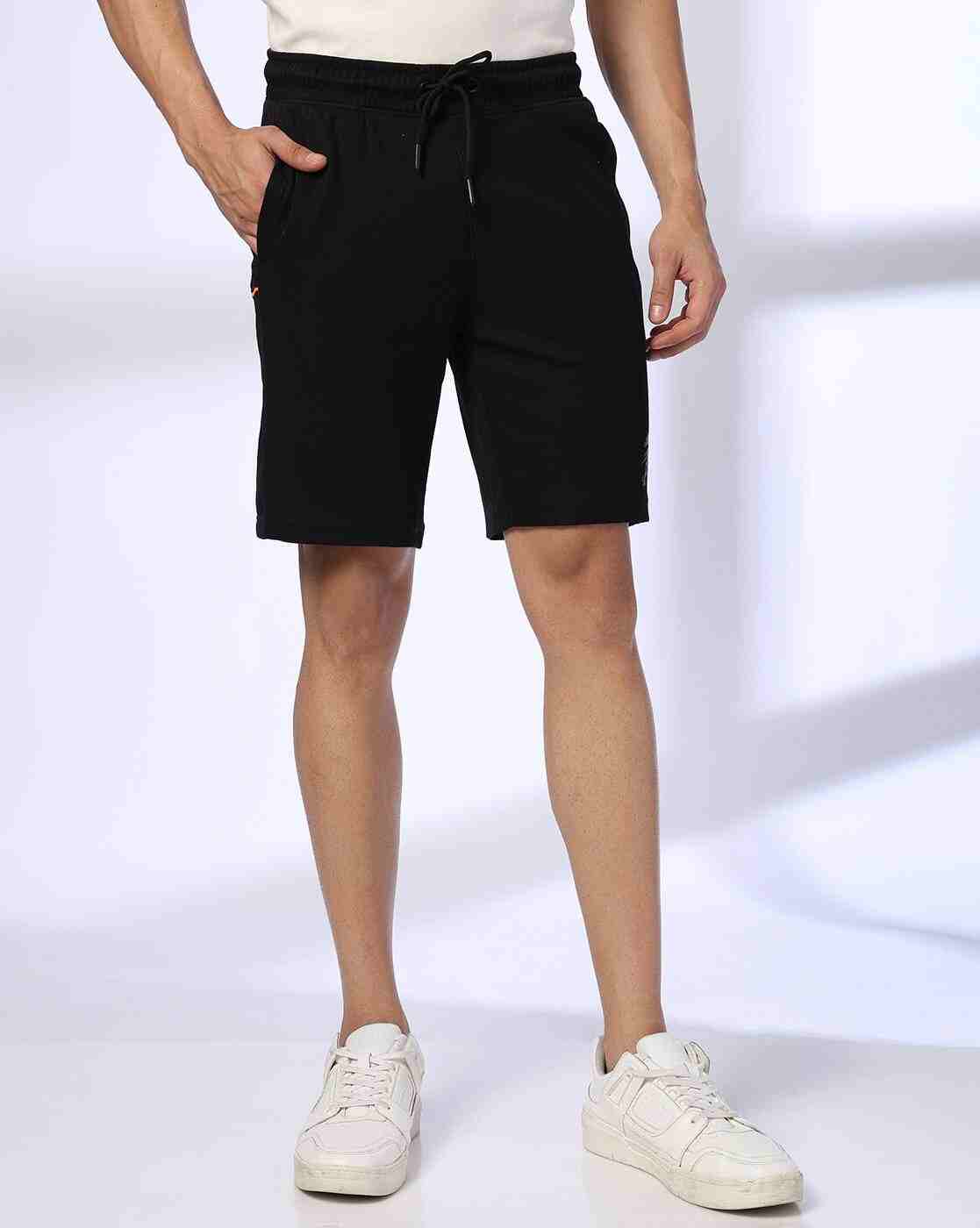 Men Regular Fit Shorts with Insert Pockets