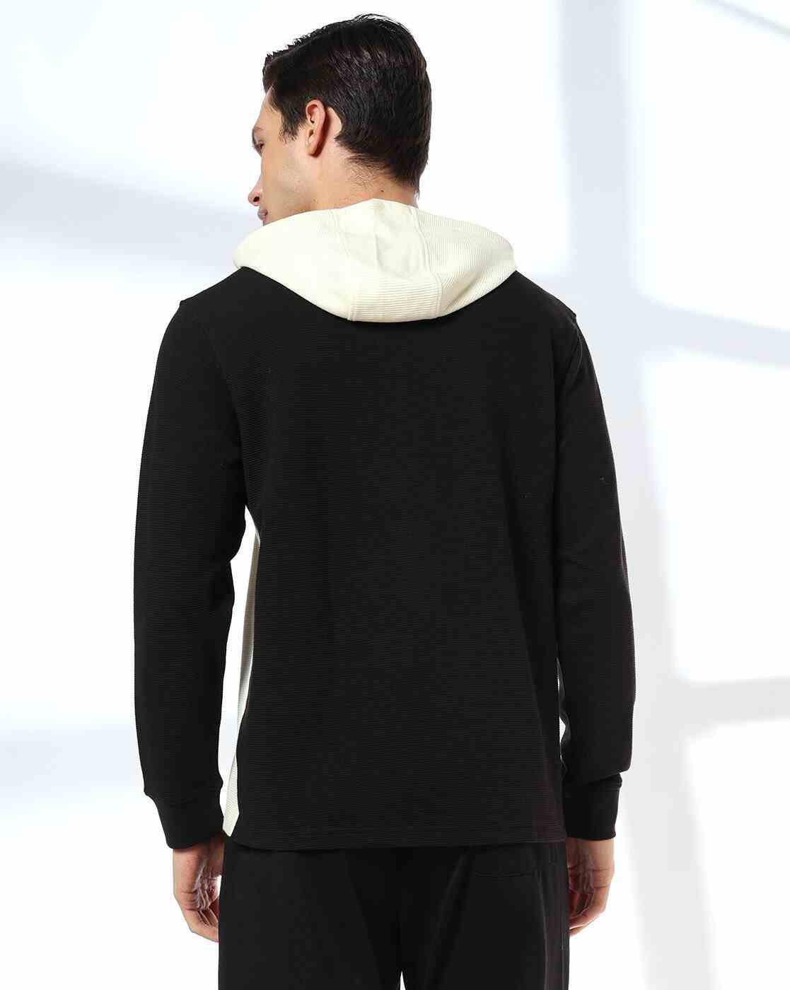 Teamspirit | Men Colourblock Regular Fit Hooded T-Shirt|2