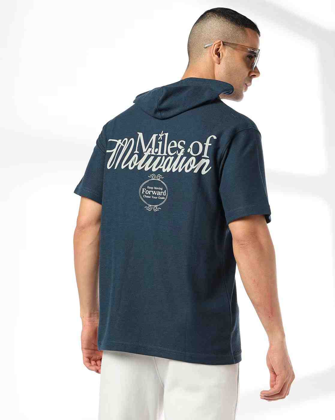 Teamspirit | Men Miles of Motivation Print Regular Fit Hooded T-Shirt|0