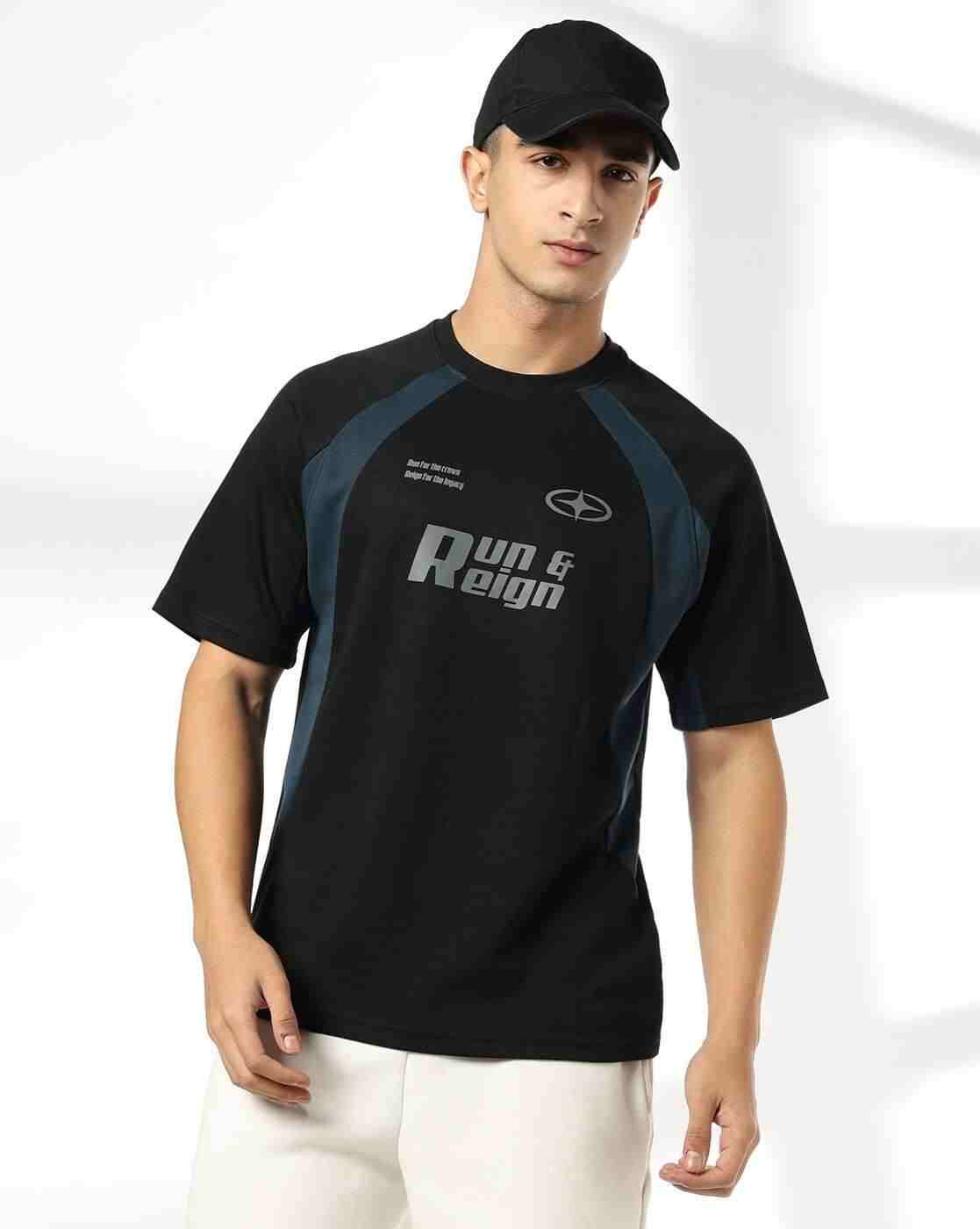 Men Reflective Print Regular Fit Crew-Neck T-Shrit