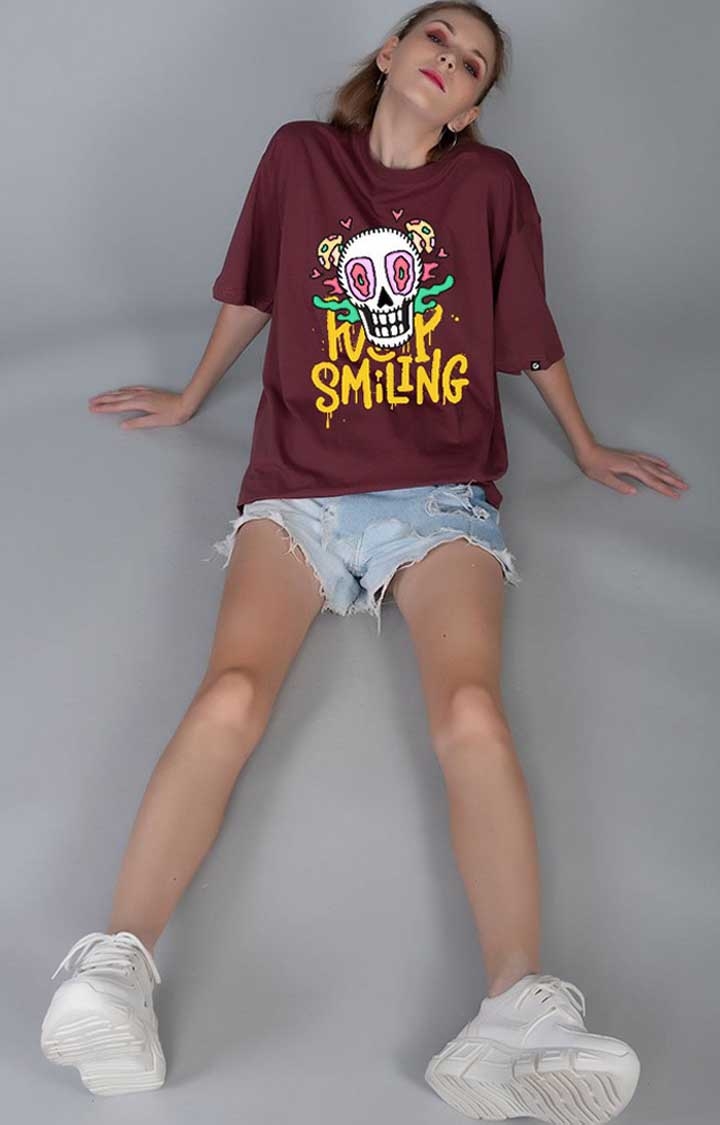Smiling Women's Oversized Printed T Shirt