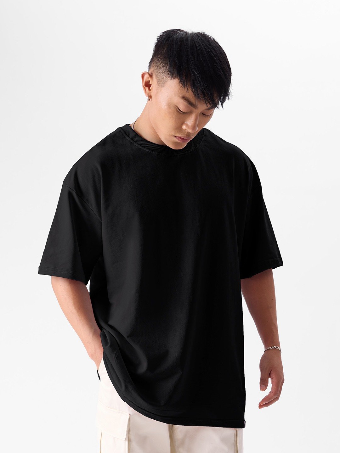 Men's Black Solid Oversized T-Shirt