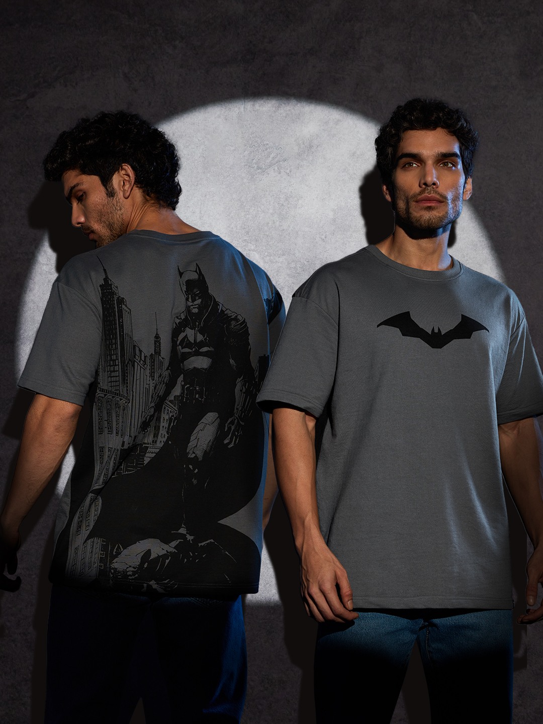Men's Batman: The Cowl Grey Printed Oversized T-Shirt