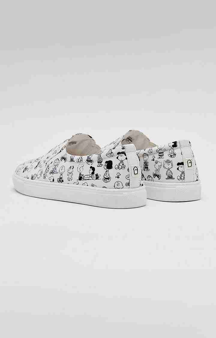 Men's Peanuts: Snoopy & Friends White Loafers