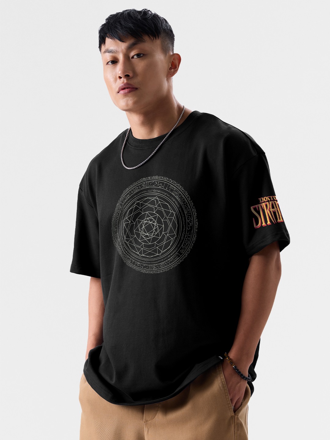 Men's Doctor Strange: Tao Mandalas (Glow In The Dark) Black Printed Oversized T-Shirt