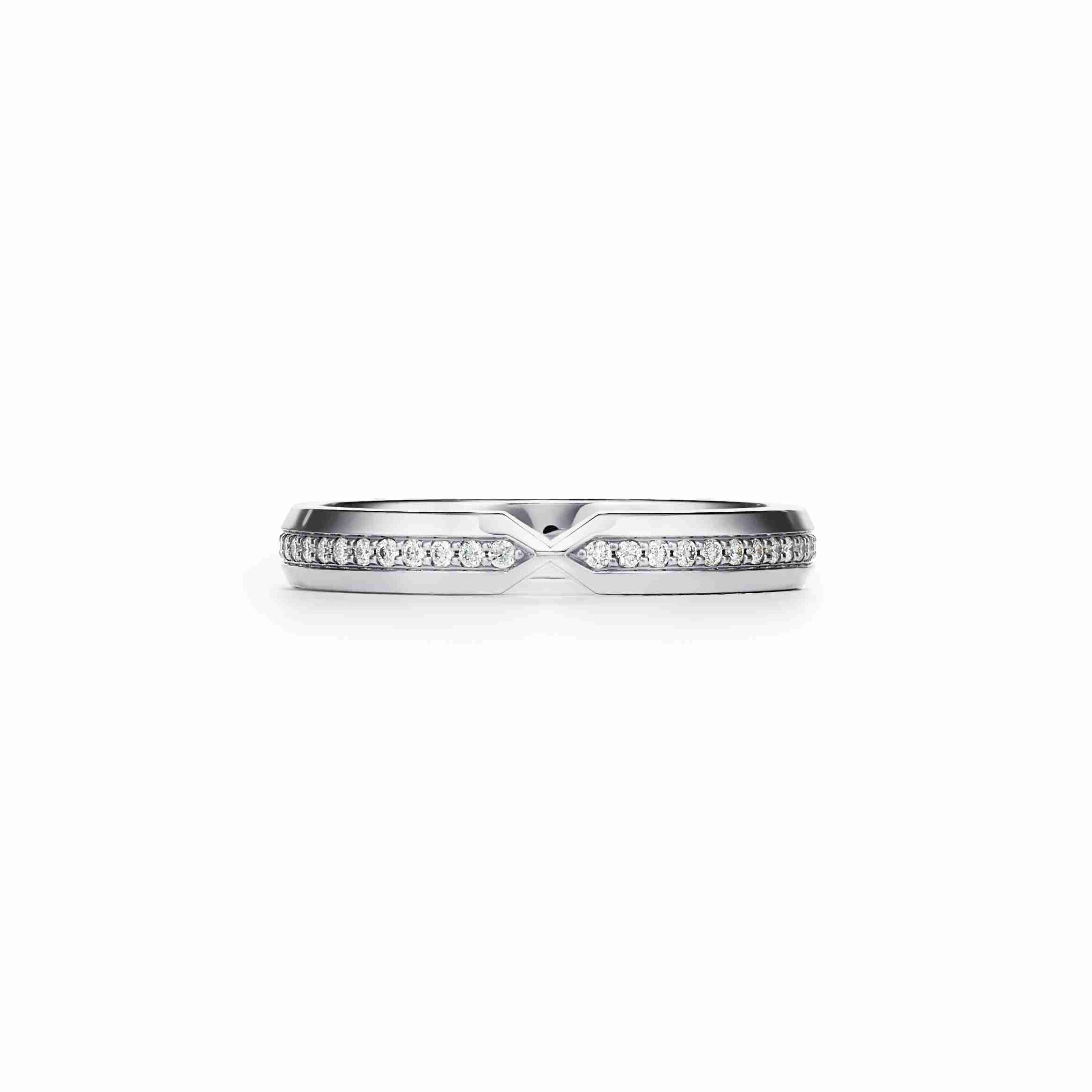 Tiffany & Co. : Diamond Nesting Narrow Band Ring