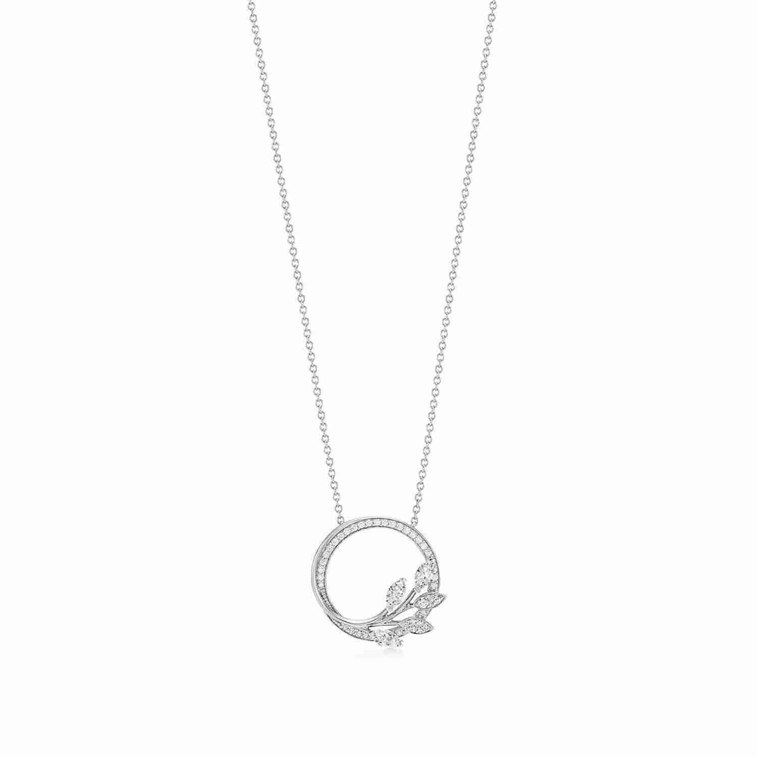 Tiffany Victoria™ : Diamond Vine Circle Pendant in Platinum