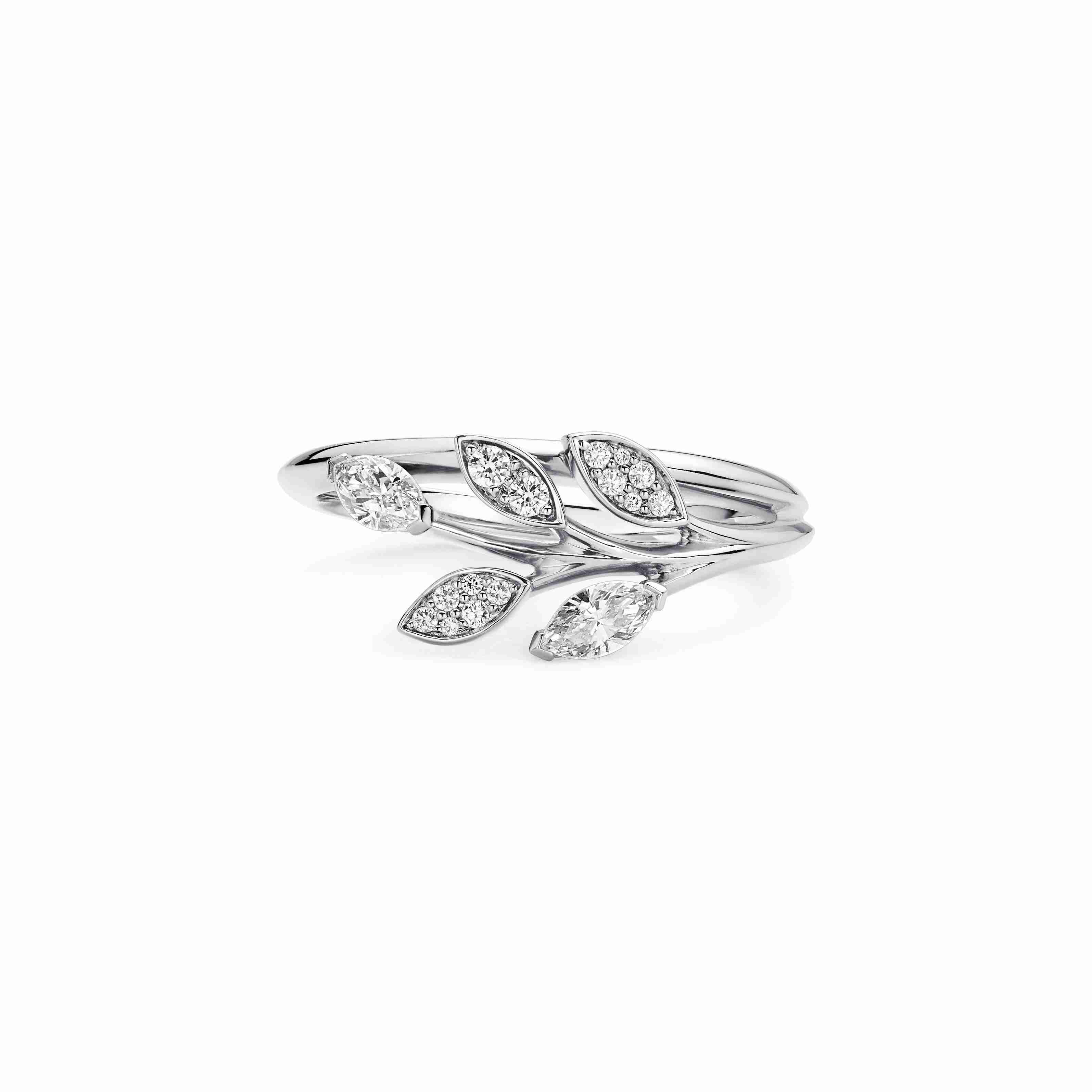 Tiffany Victoria™ : Diamond Vine Ring in Platinum
