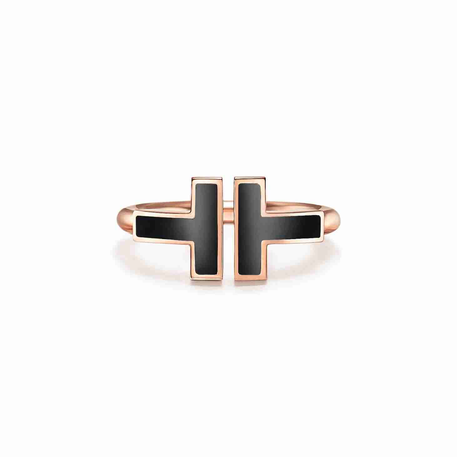 Tiffany T : Black Onyx Wire Ring