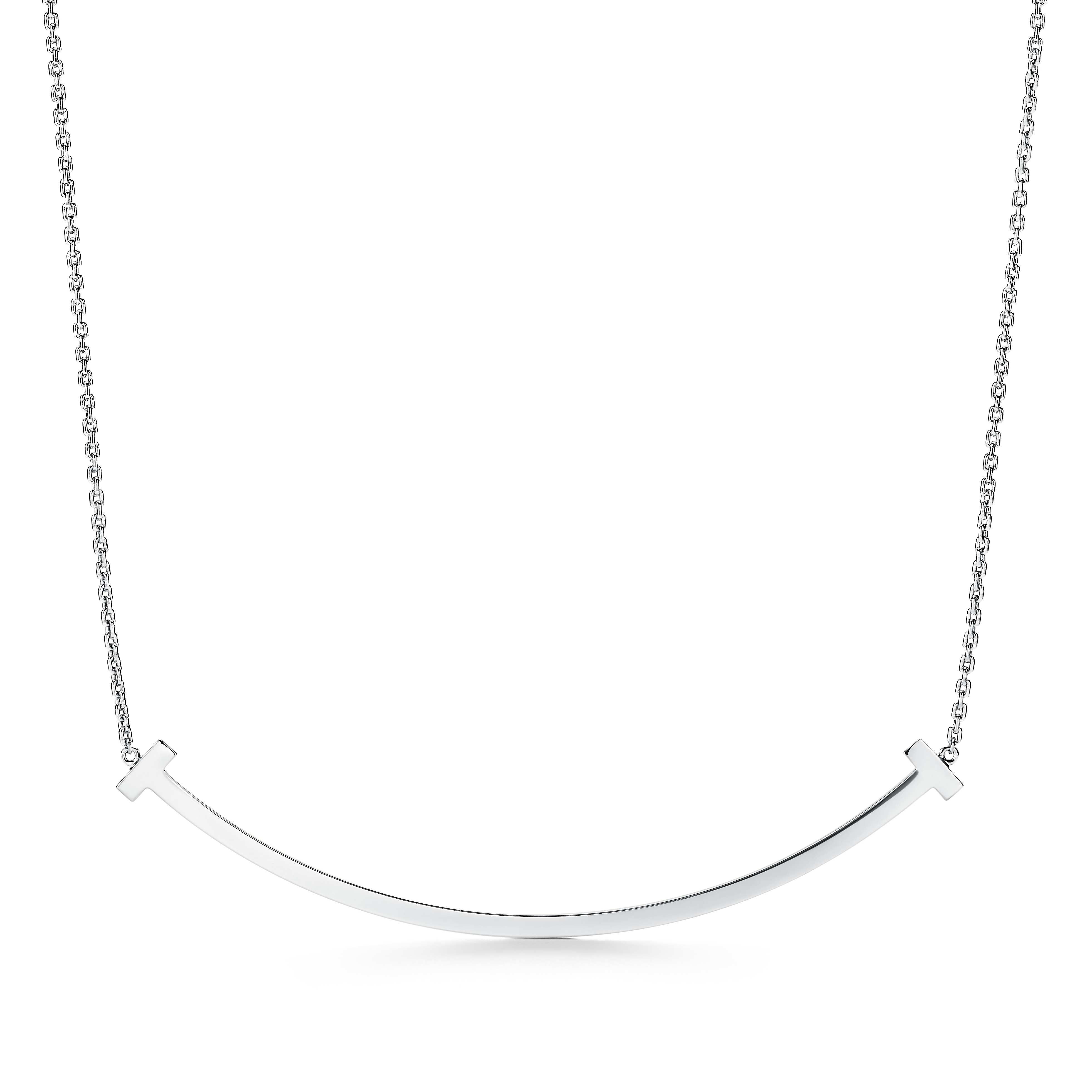 Tiffany T:Extra Large Smile Pendant in 18k White Gold