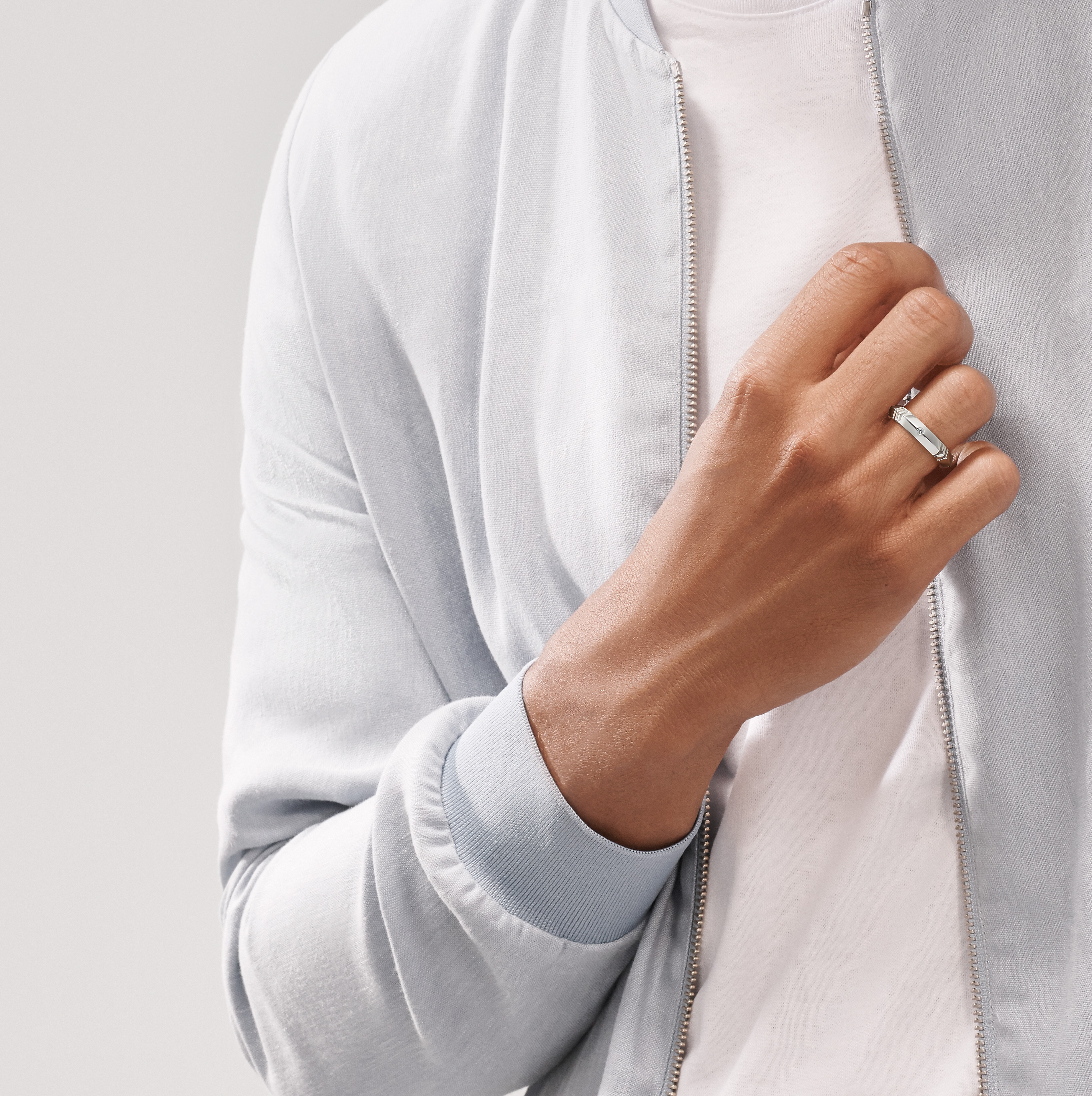 Atlas®:X Closed Narrow Ring_x000D_
in White Gold with Diamonds, 4.5 mm Wide