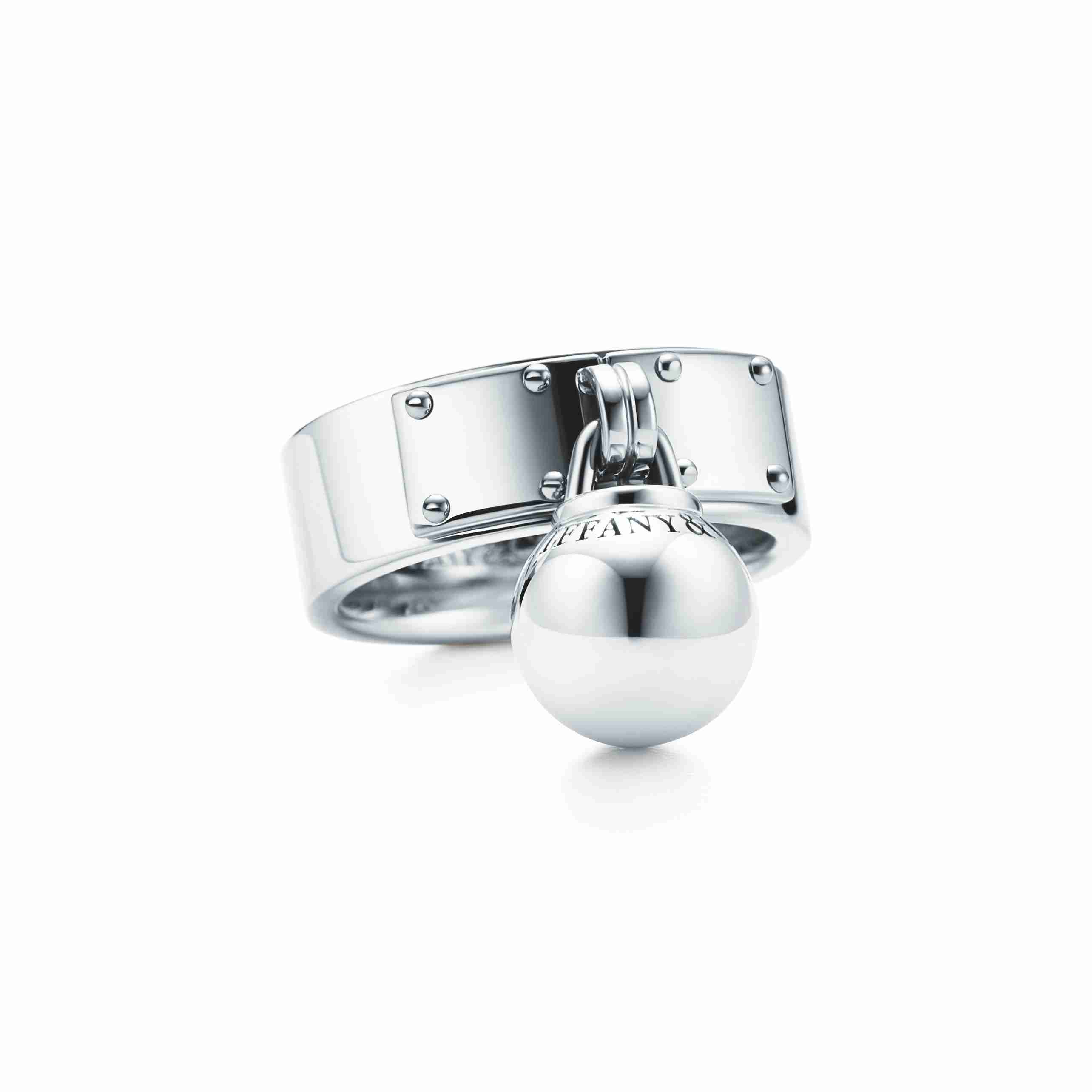 Tiffany & Co. : Ball Dangle Ring
