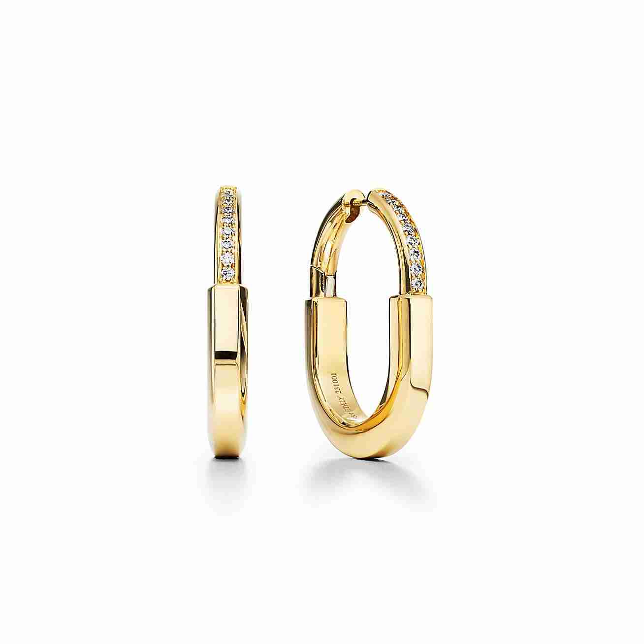 Tiffany Lock : Earrings in Yellow Gold with Diamonds, Medium