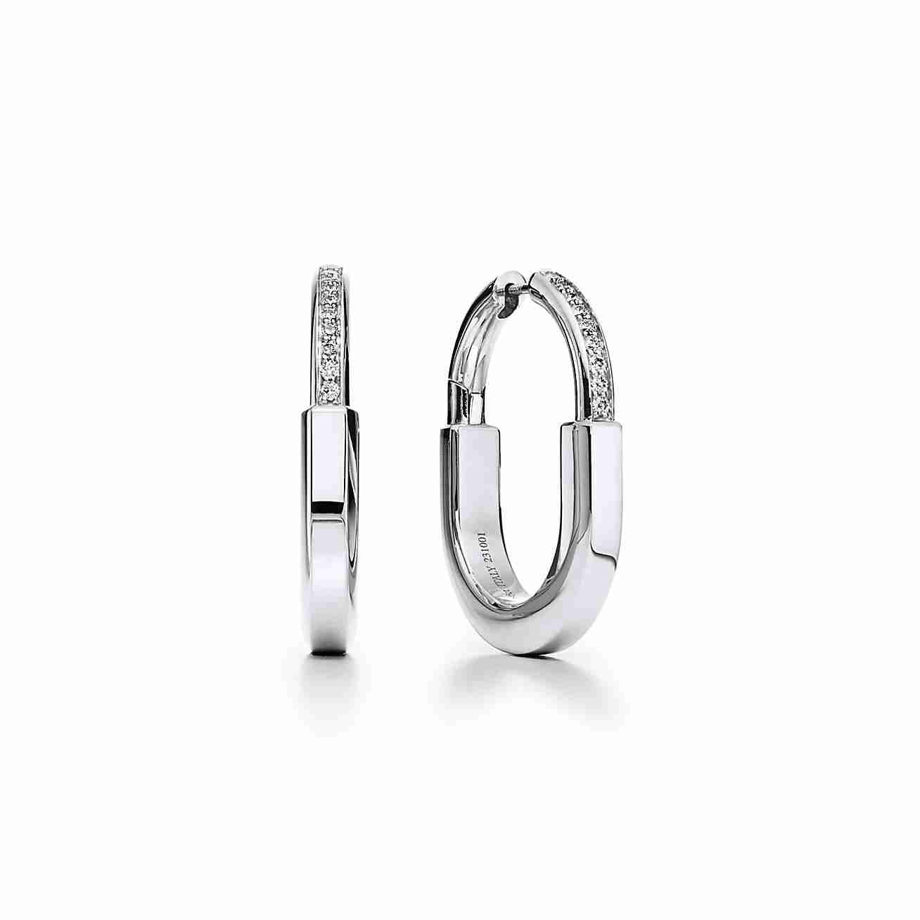 Tiffany Lock : Earrings in White Gold with Diamonds, Medium