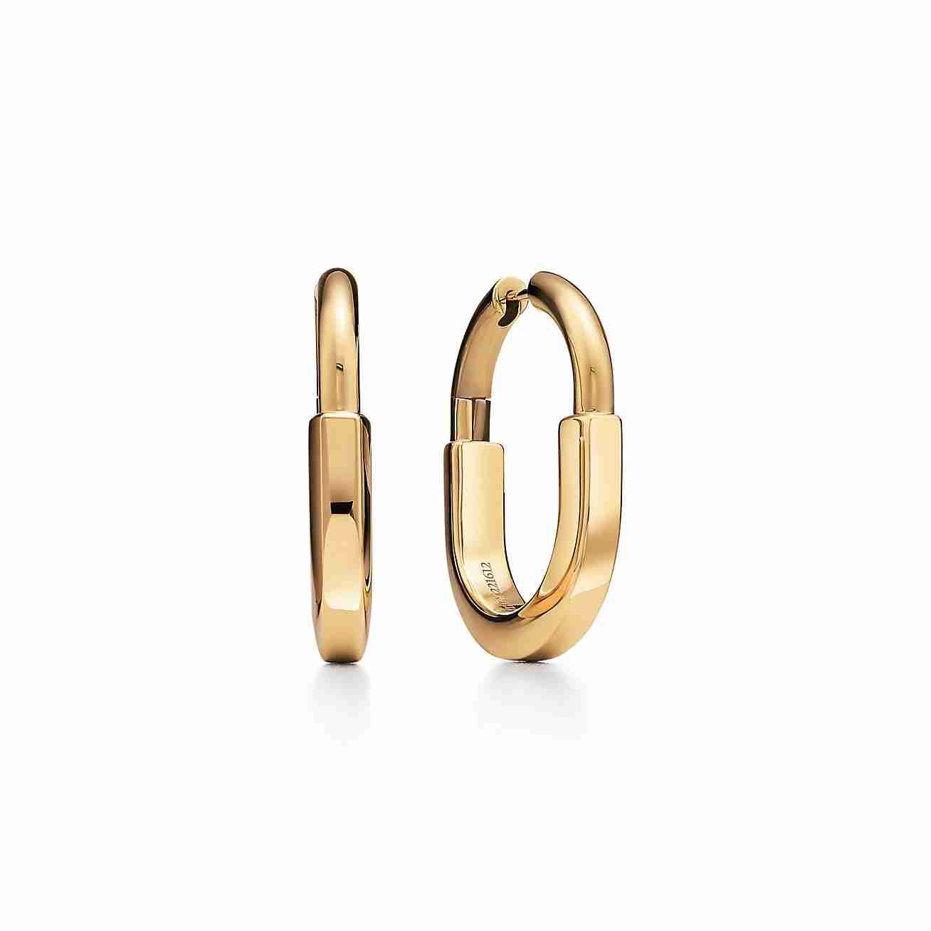 Tiffany Lock : Earrings in Yellow Gold, Medium