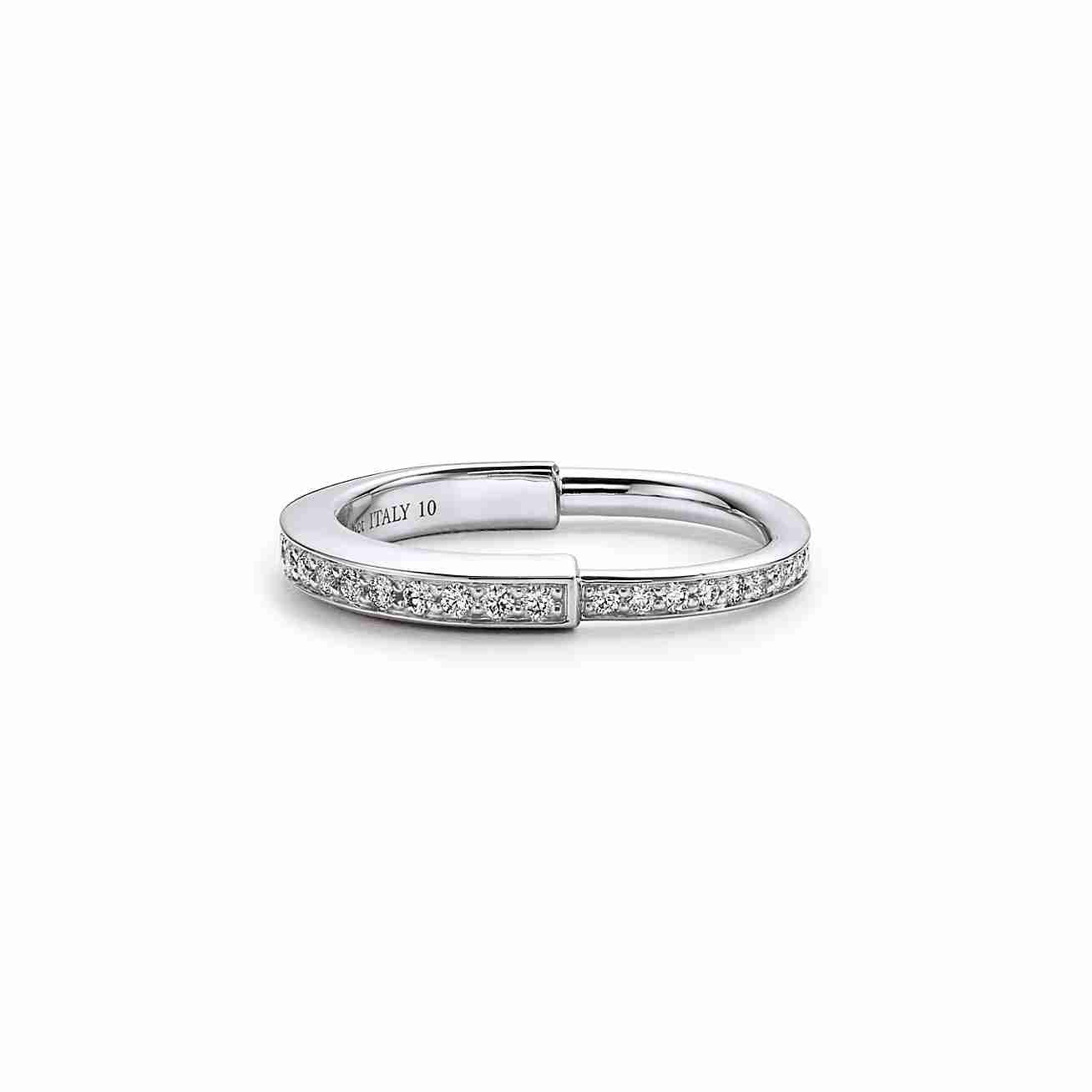 Tiffany Lock : Ring in White Gold with Pavé Diamonds
