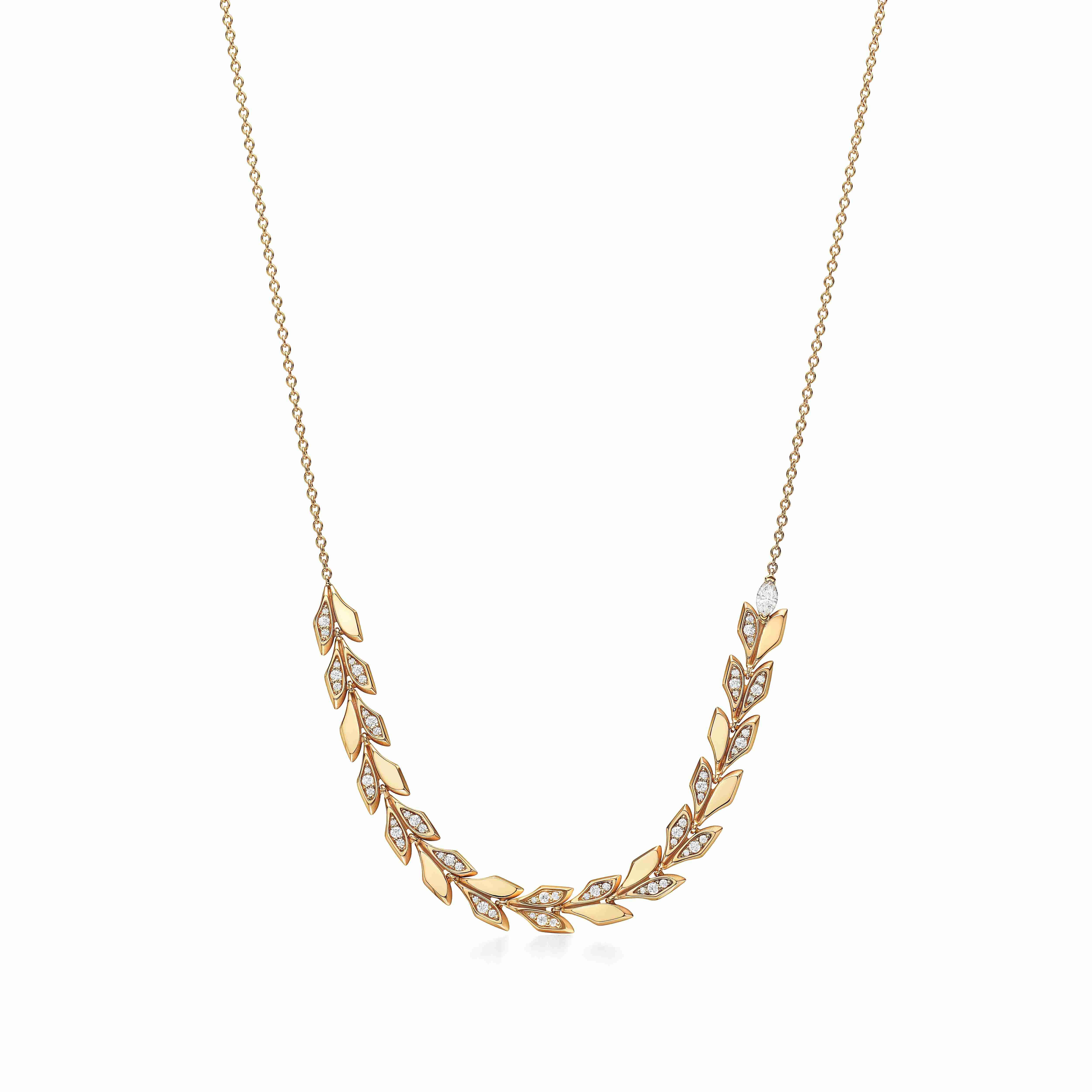 Tiffany Victoria® : Vine East West Pendant in Yellow Gold with Diamonds