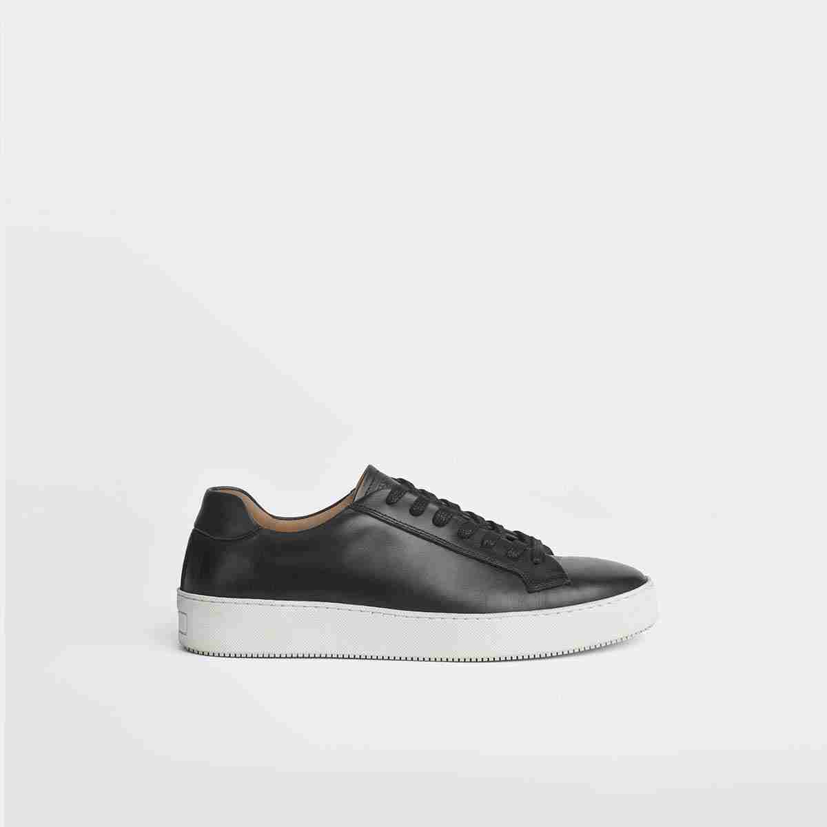 Salas Sneakers
