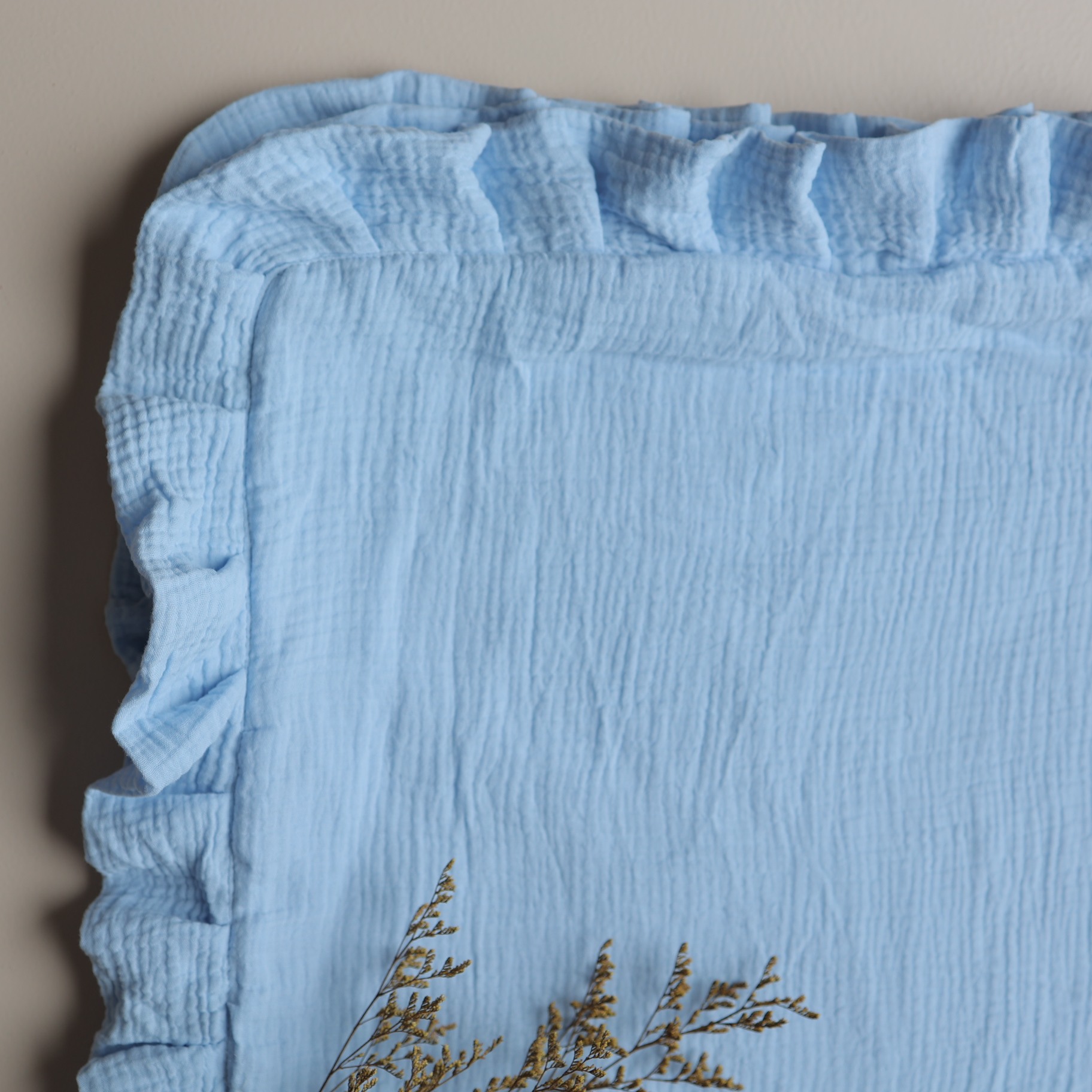 SkySnug Muslin Blanket & Pillow Set