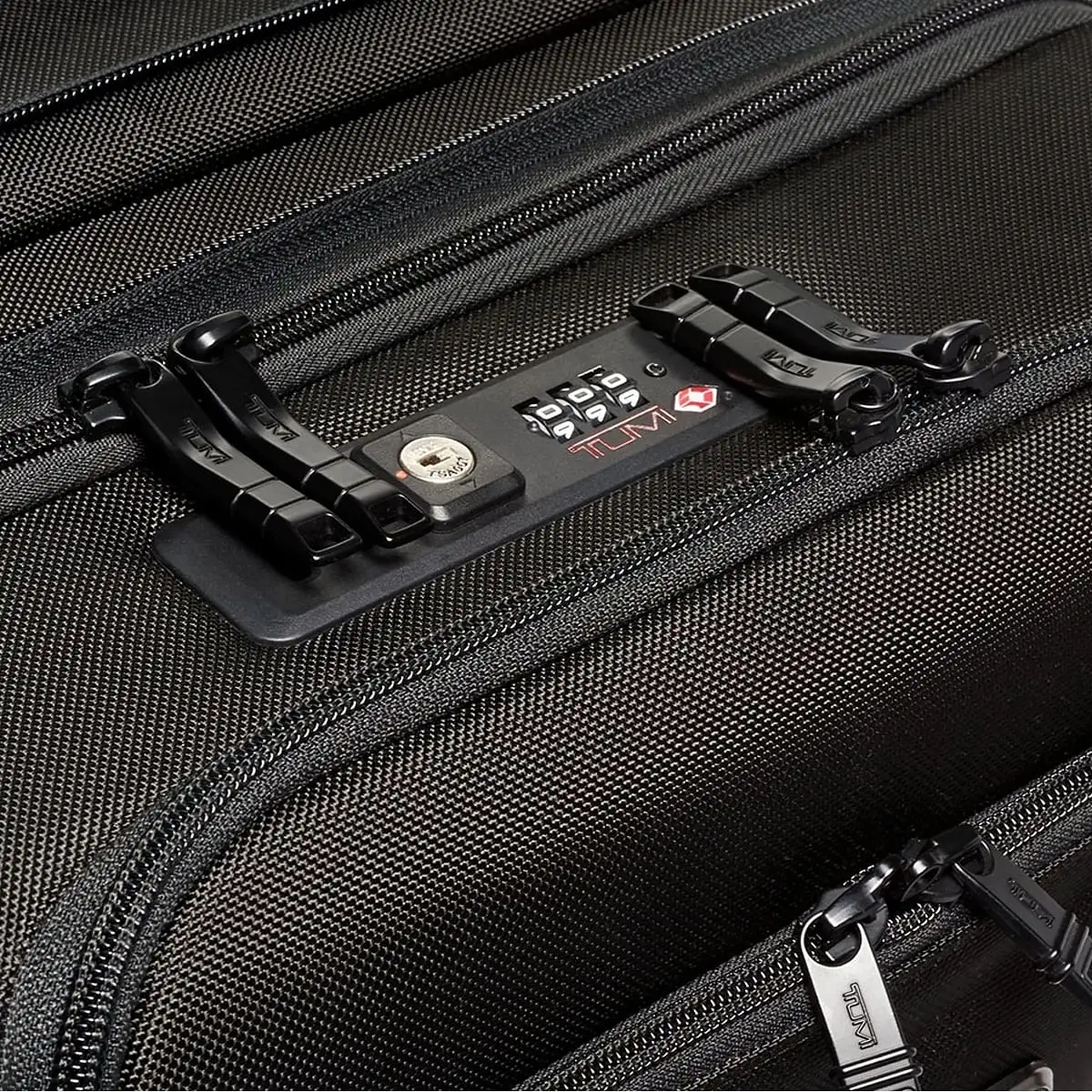 Tall 4 Wheeled Duffel Packing Case