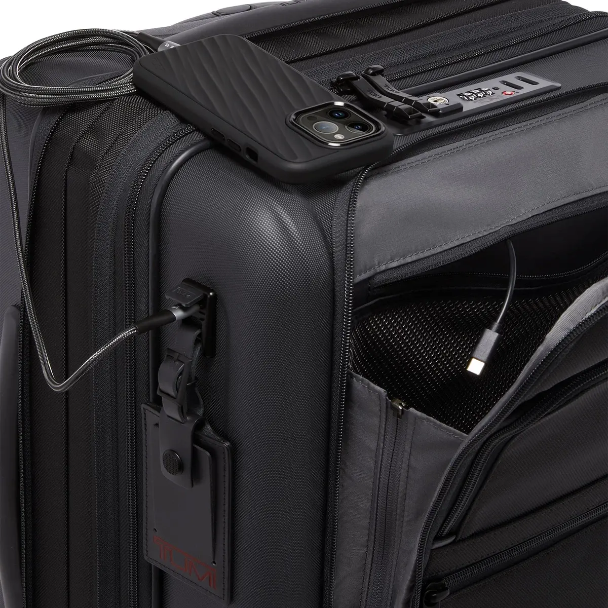 Continental Dual Access 4 Wheeled Carry-On