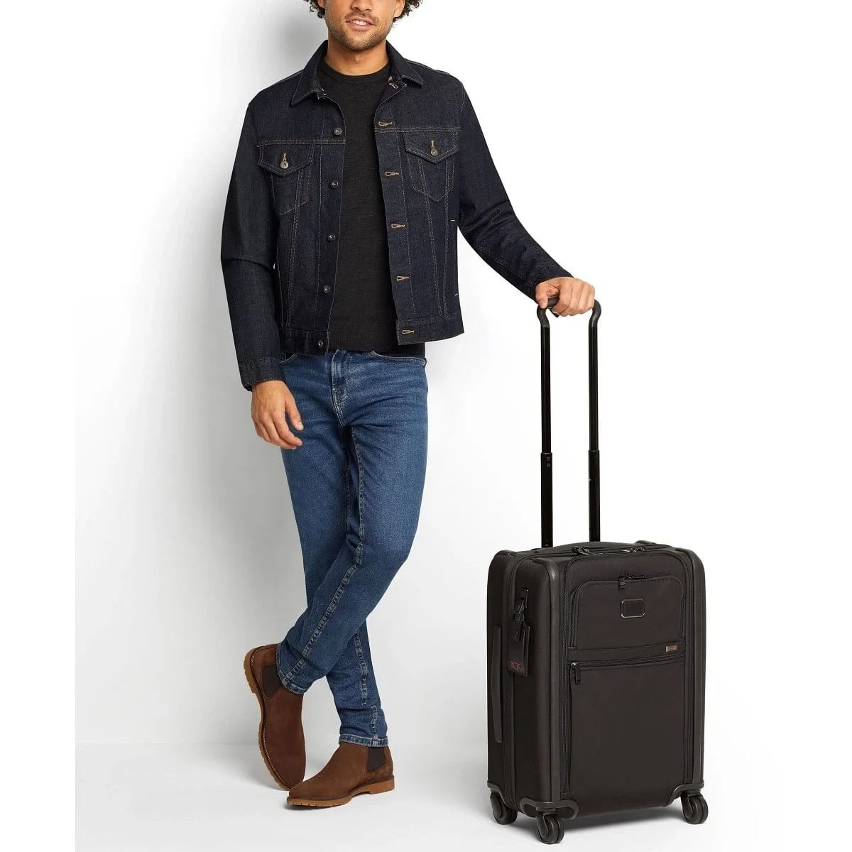 https://cdn.fynd.com/v2/falling-surf-7c8bb8/fyprod/wrkr/products/pictures/item/free/original/tumi/02203561D3/6/6rU_VTO1CD-410161936001_7.webp