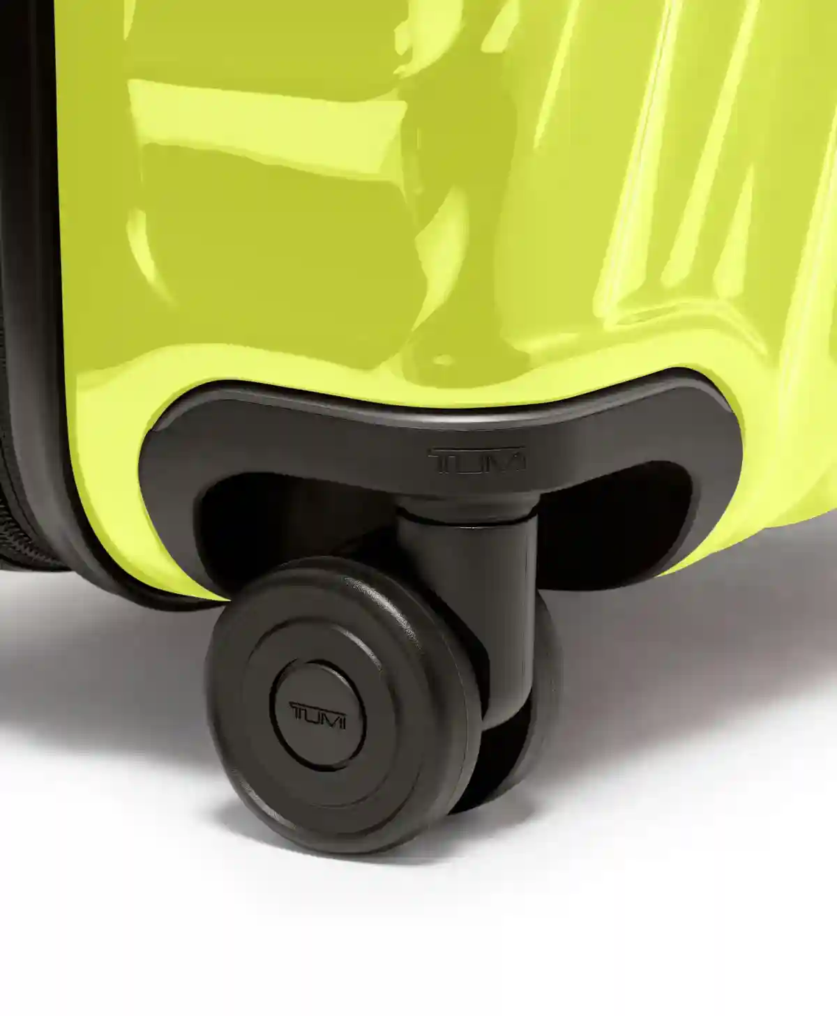 International Expandable 4 Wheeled Carry-On