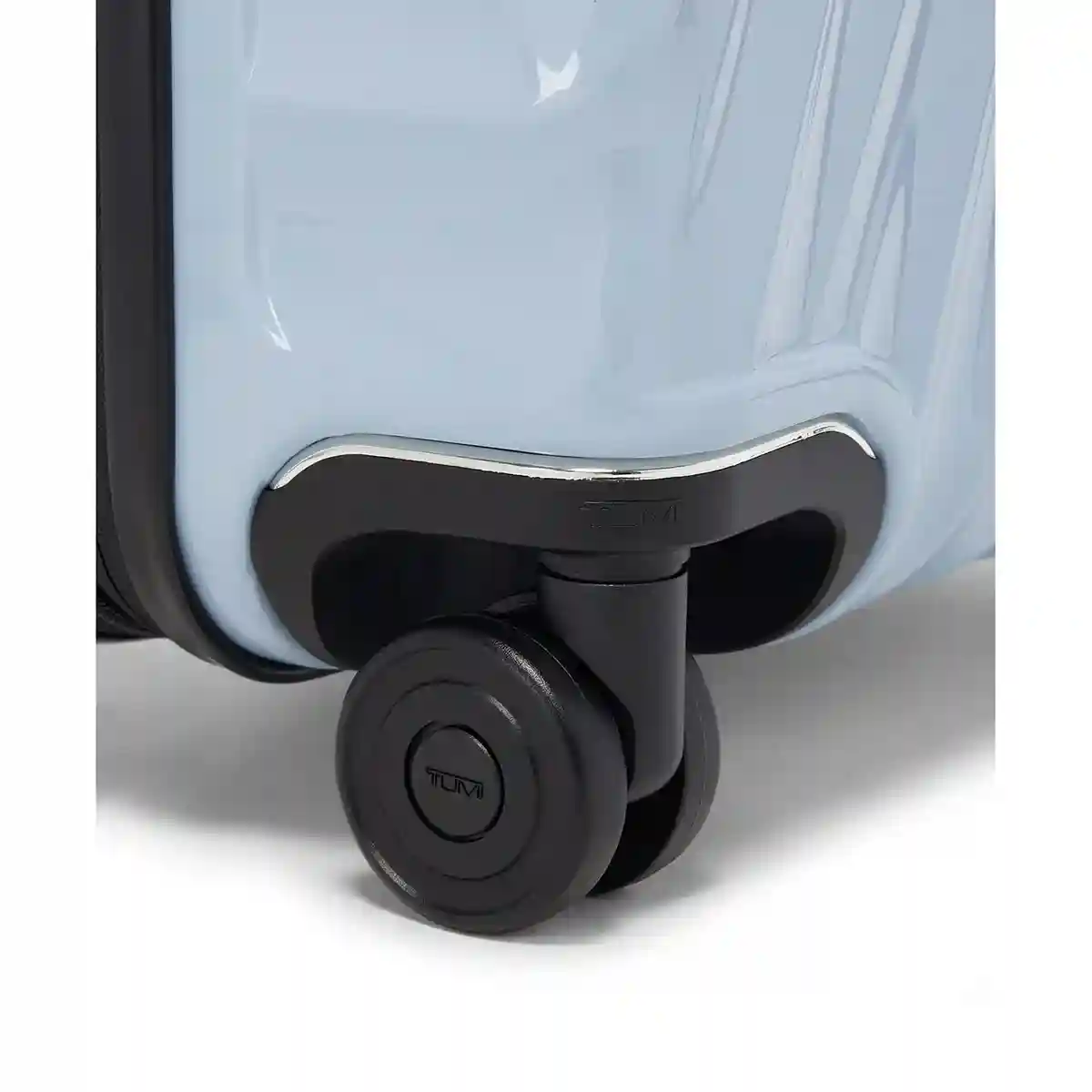 International Expandable 4 Wheeled Carry-On
