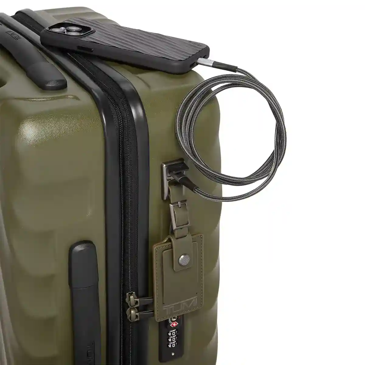 International Expandable 4 Wheeled Carry On
