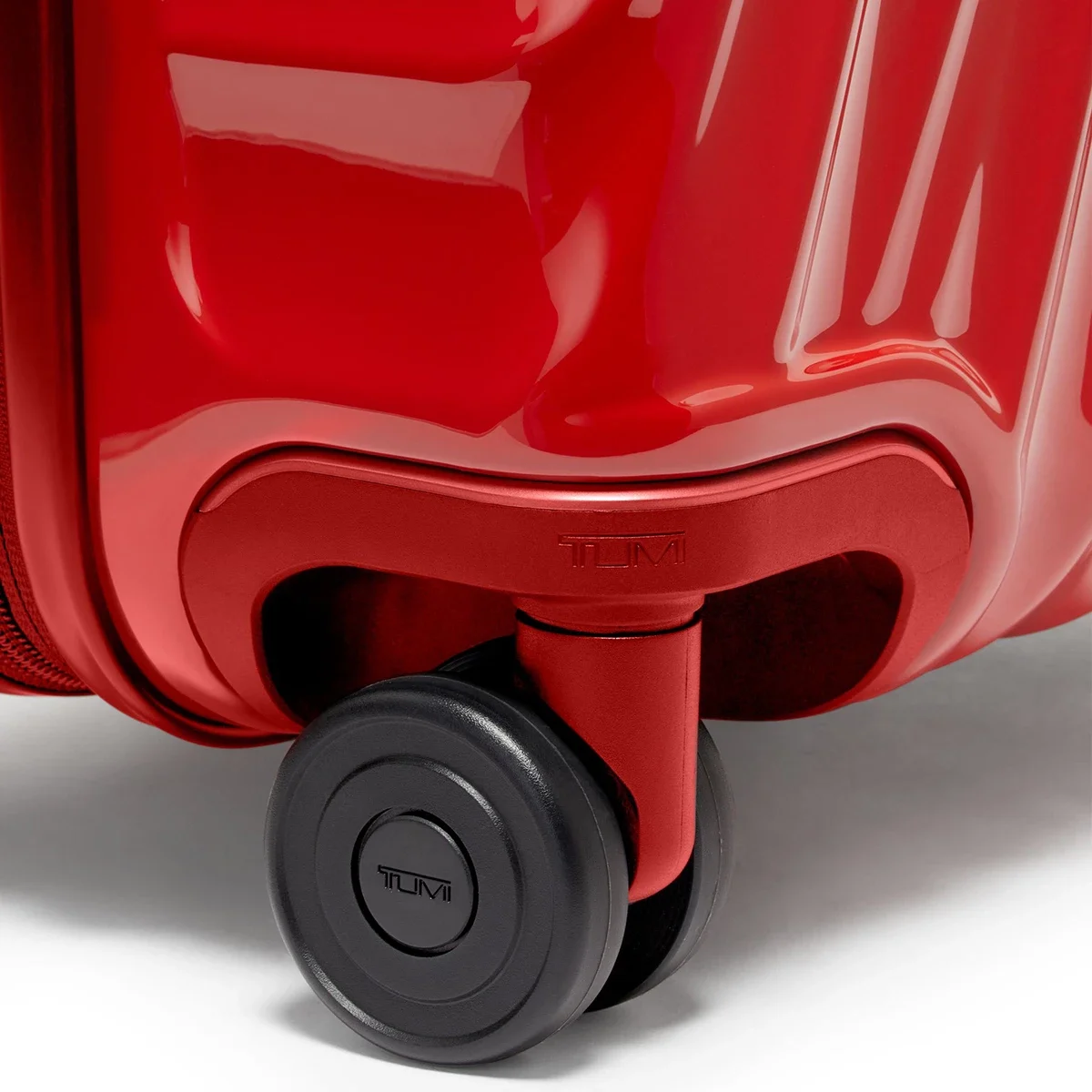 19 Degree International Expandable 4 Wheeled Carry-On
