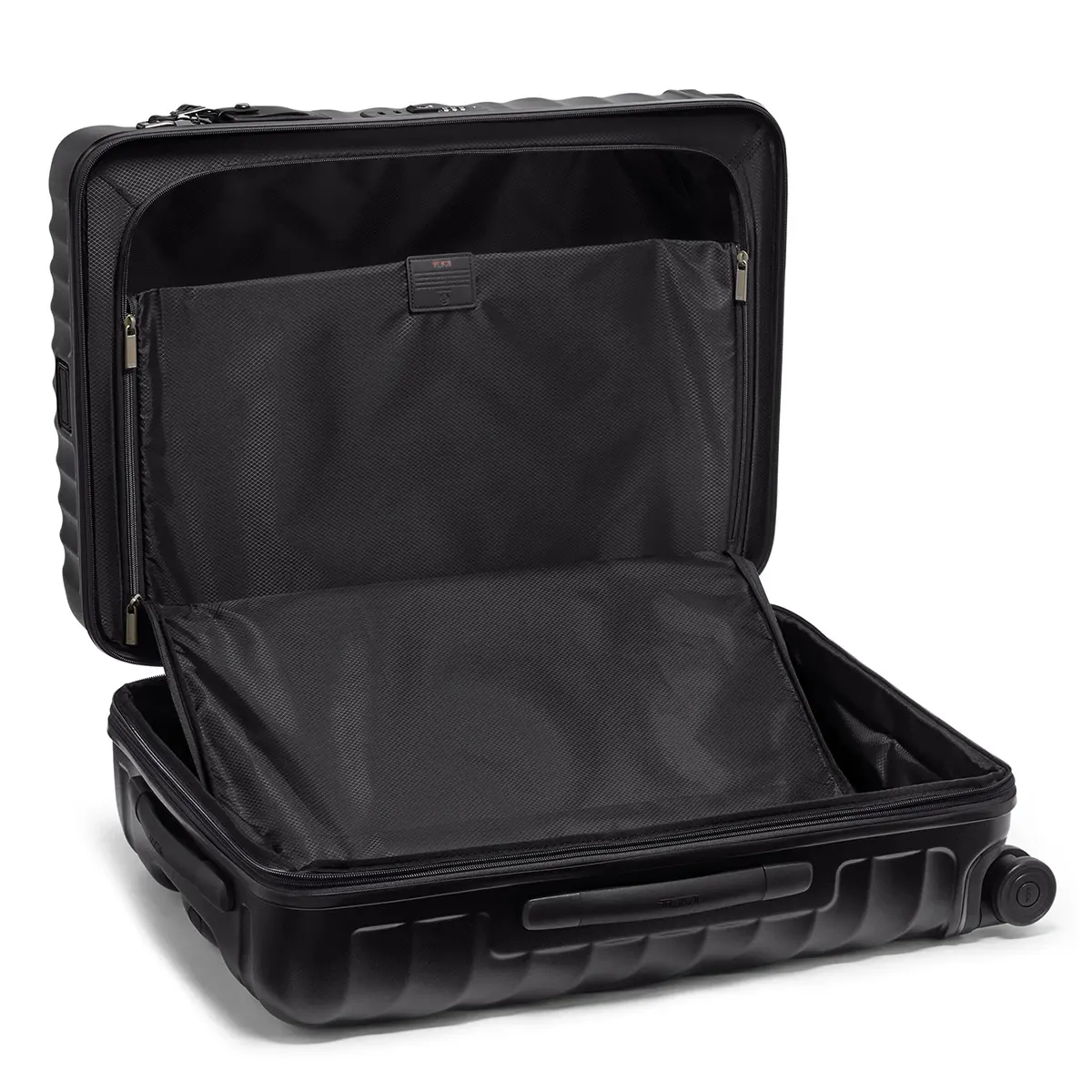 19 Degree Short Trip Expandable 4 Wheeled Packing Case