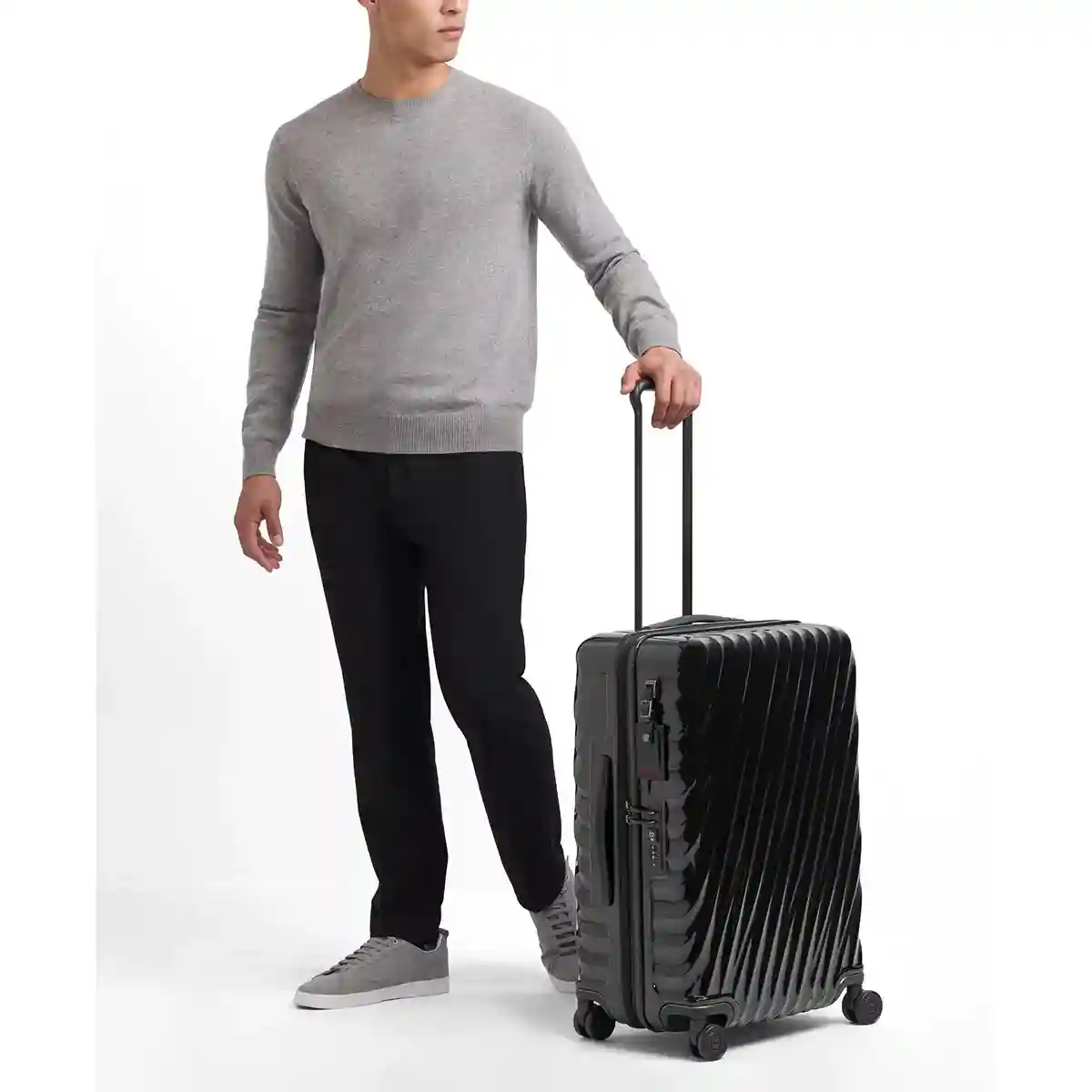 Short Trip Expandable 4 Wheeled Packing Case